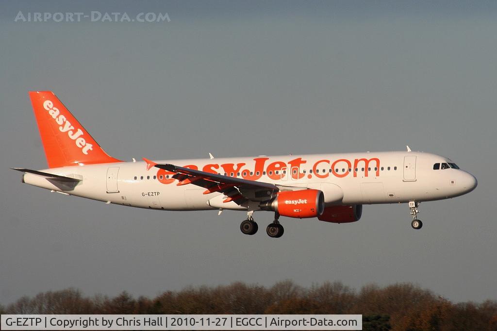 G-EZTP, 2009 Airbus A320-214 C/N 4137, easyjet A320 on finals for RW05L