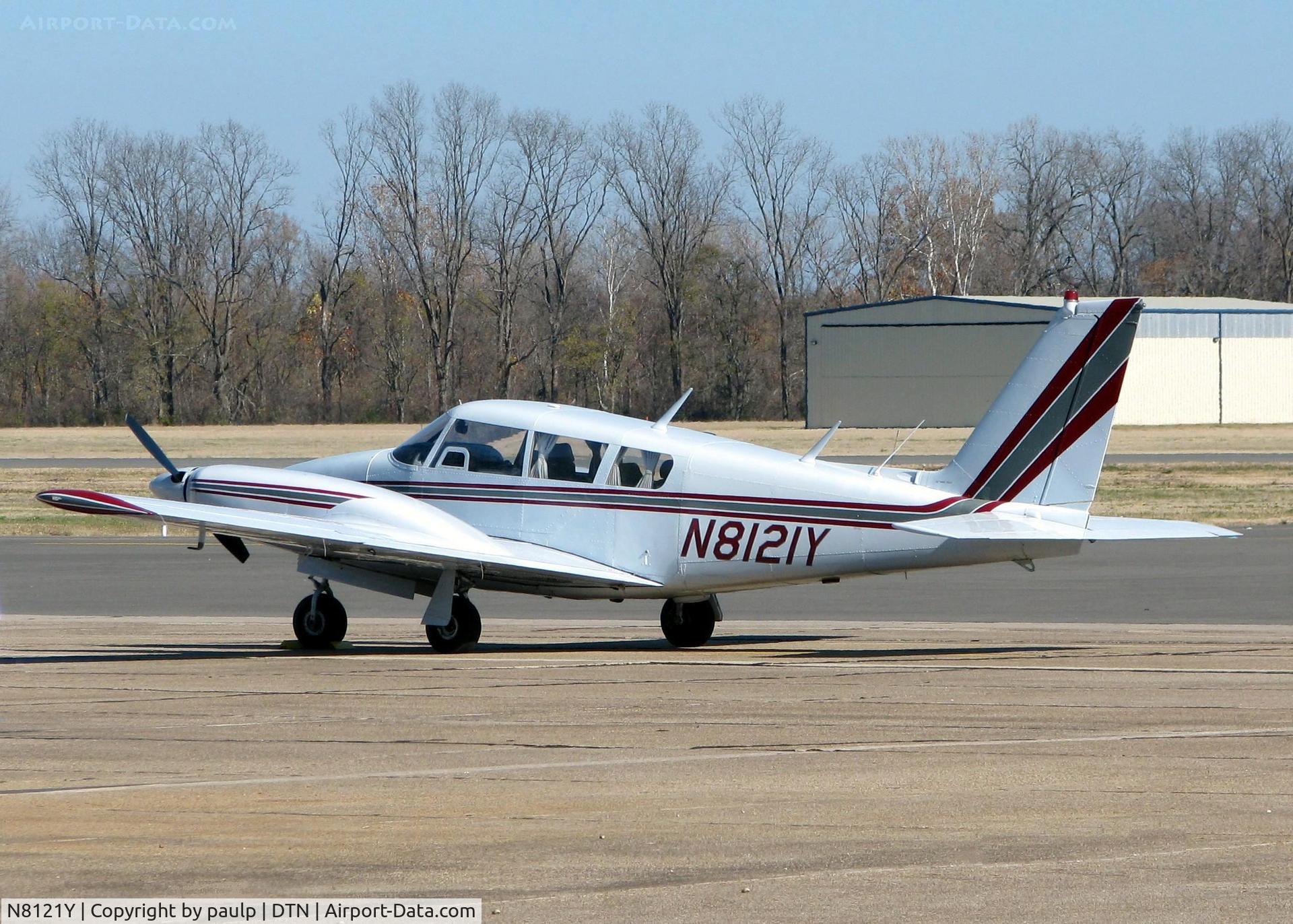 N8121Y, 1966 Piper PA-30 Twin Comanche C/N 30-1231, At Downtown Shreveport.
