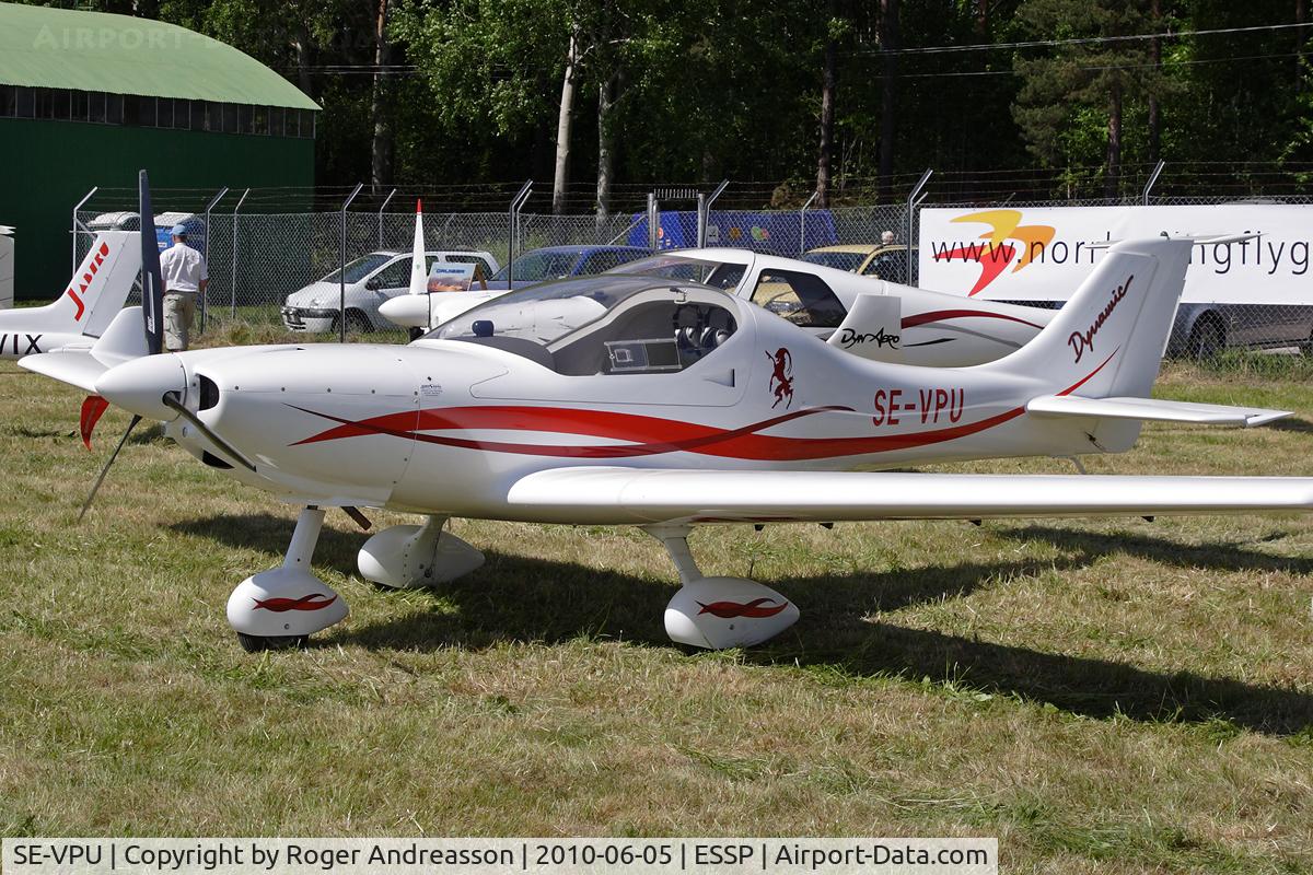 SE-VPU, 2010 Aerospool WT-9 Dynamic C/N DY341/2010, At EAA FlyIn