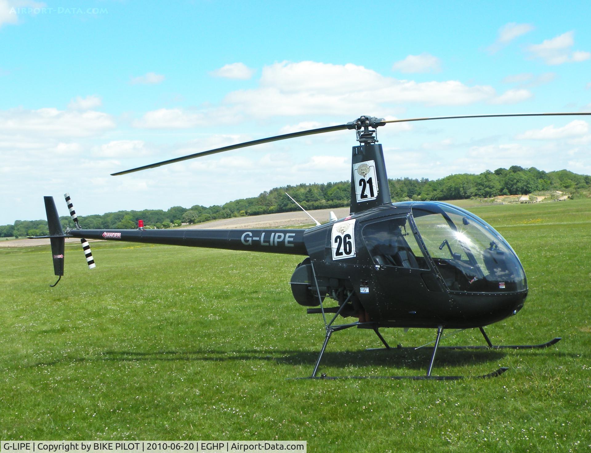 G-LIPE, 1991 Robinson R22 Beta C/N 1882, Papa Echo with competition numbers