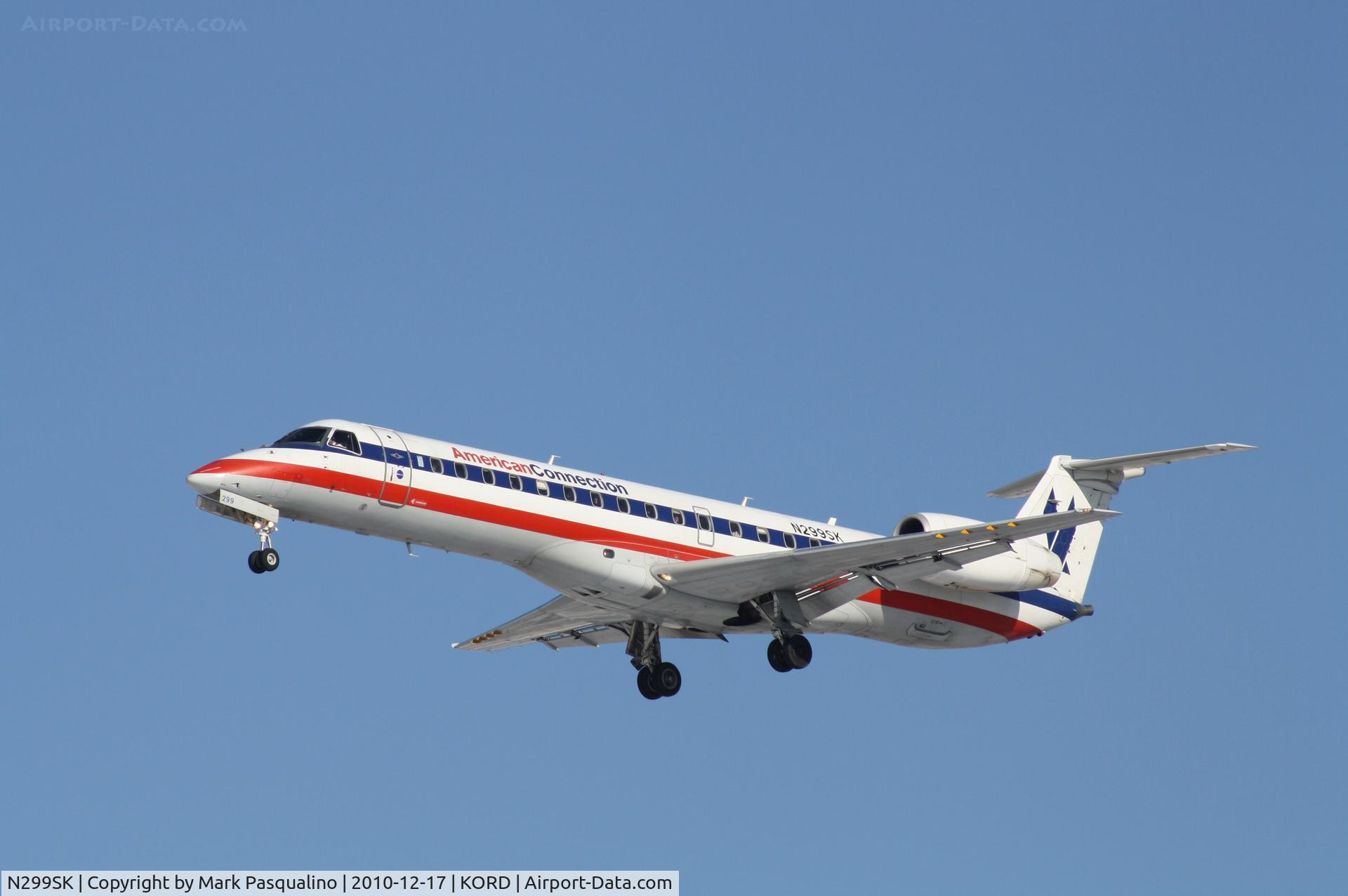 N299SK, 2001 Embraer ERJ-140LR (EMB-135KL) C/N 145532, EMB-135KL