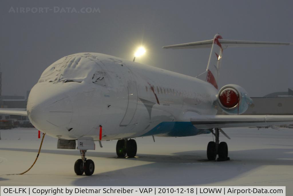 OE-LFK, 1995 Fokker 70 (F-28-0070) C/N 11555, Austrian Arrows Fokker 70