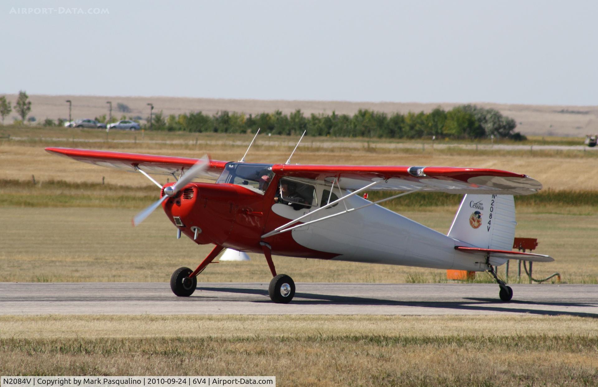 N2084V, 1947 Cessna 140 C/N 14300, Cessna 140