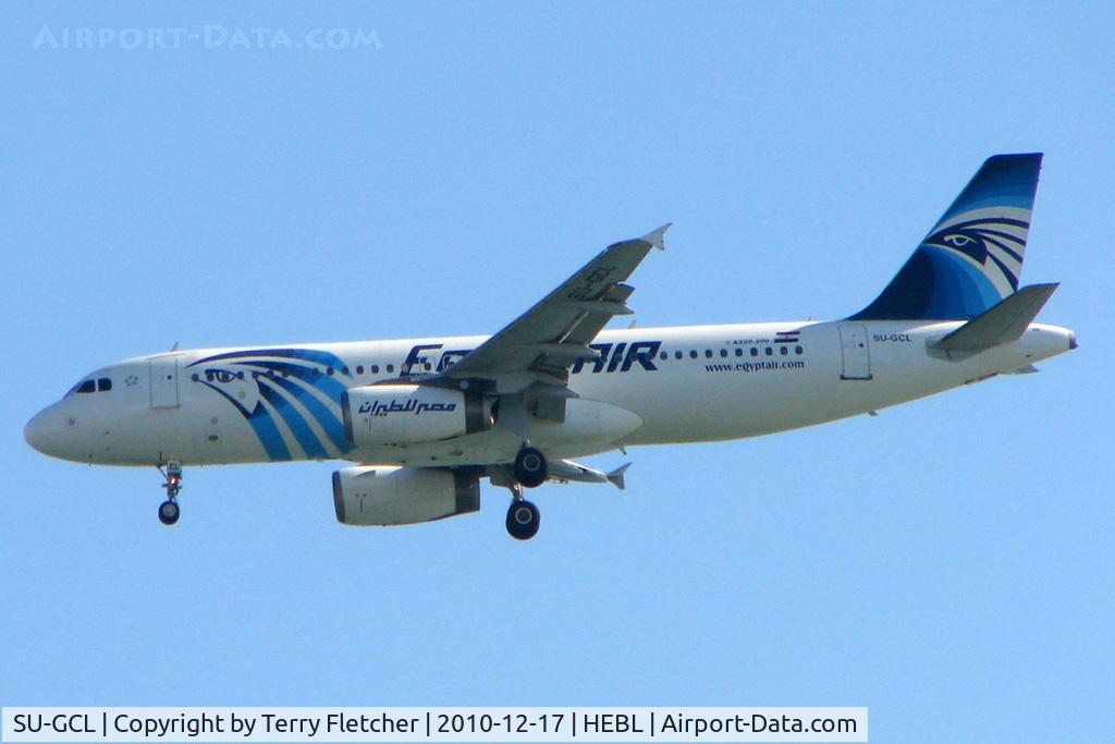 SU-GCL, 1992 Airbus A320-212 C/N 322, Egyptair 1992 Airbus Industies A320-212, c/n: 322 on approach to Abu Simbel