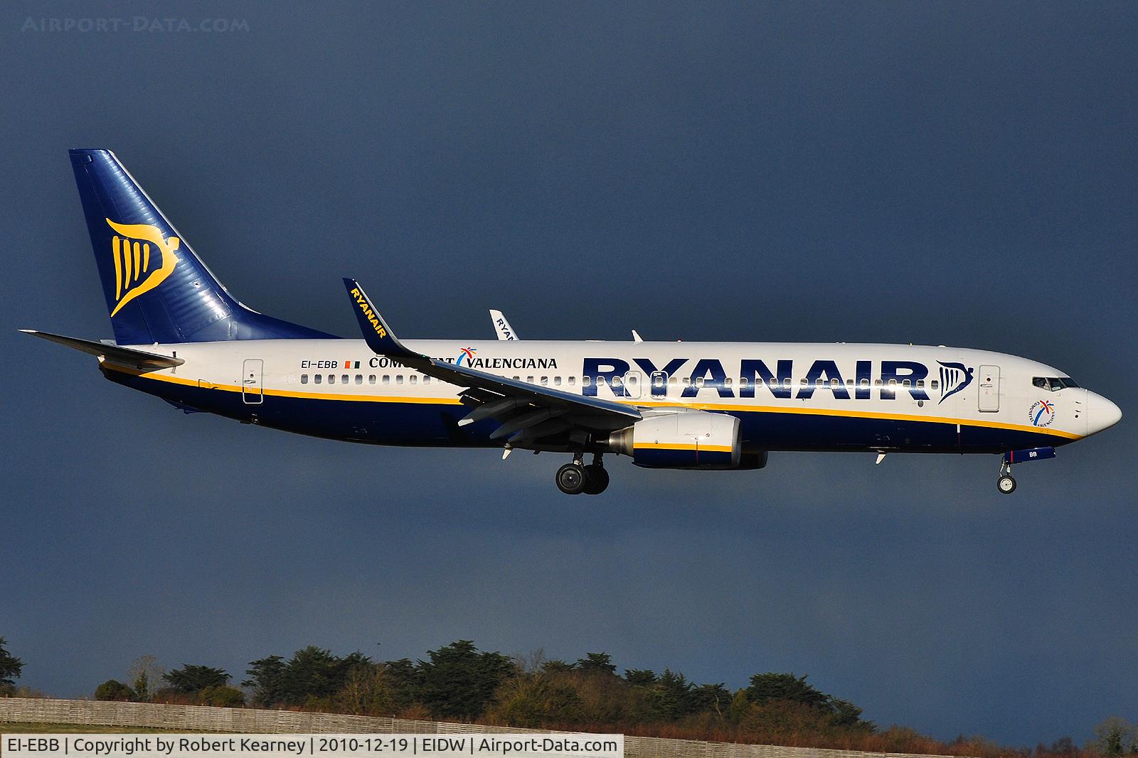 EI-EBB, 2009 Boeing 737-8AS C/N 37519, Ryanair on short finals