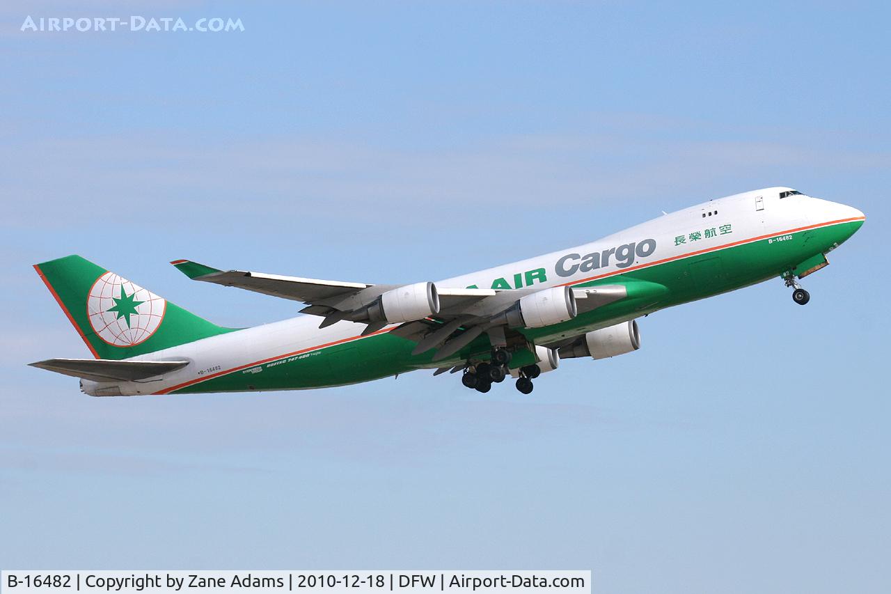 B-16482, 2001 Boeing 747-45EF (SCD) C/N 30608, EVA Air Cargo departing DFW Airport
