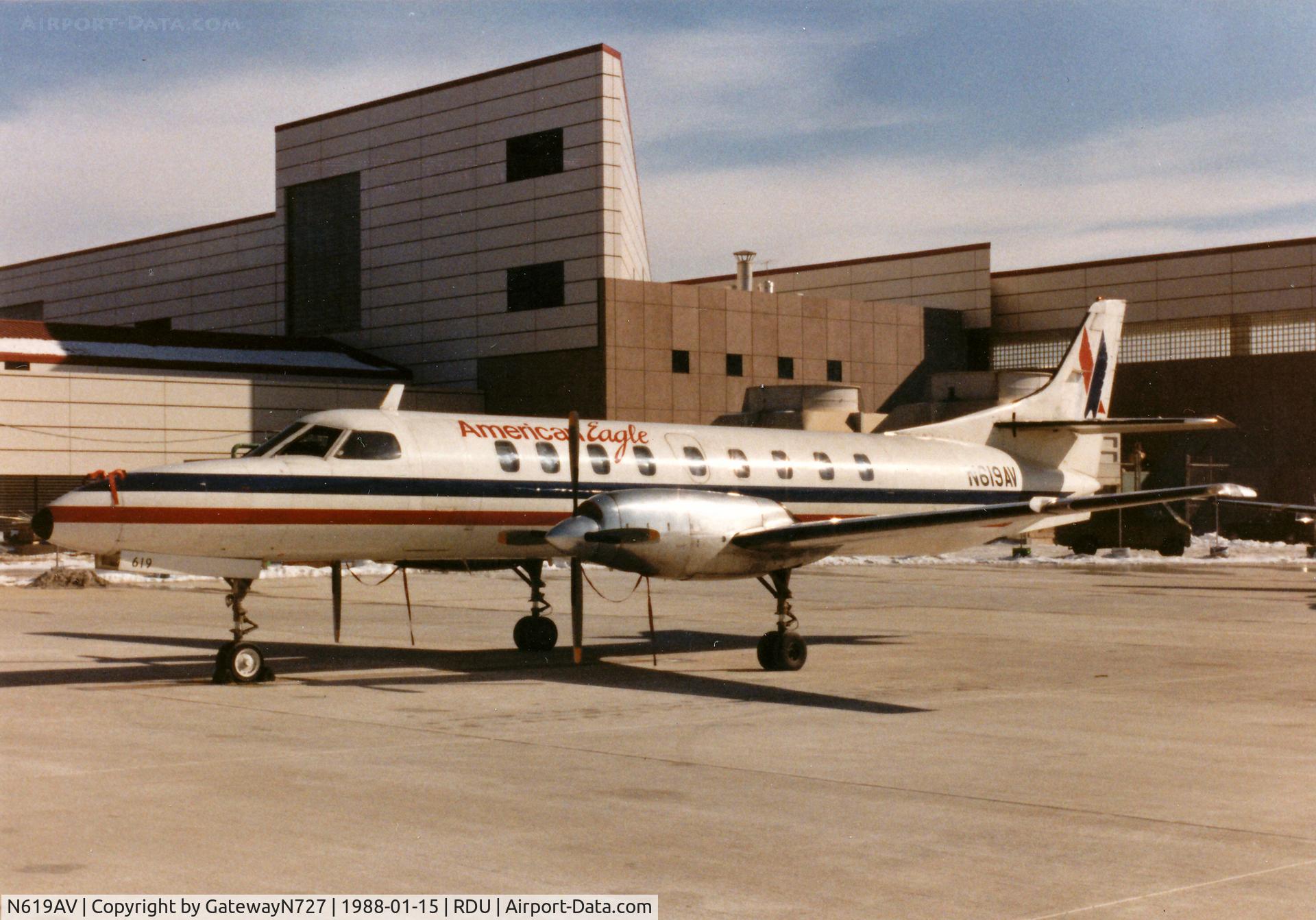 N619AV, 1985 Fairchild Swearingen SA-227AC Metro III C/N AC-619B, Temporarily grounded following AVAir's Chapter 11 filing.