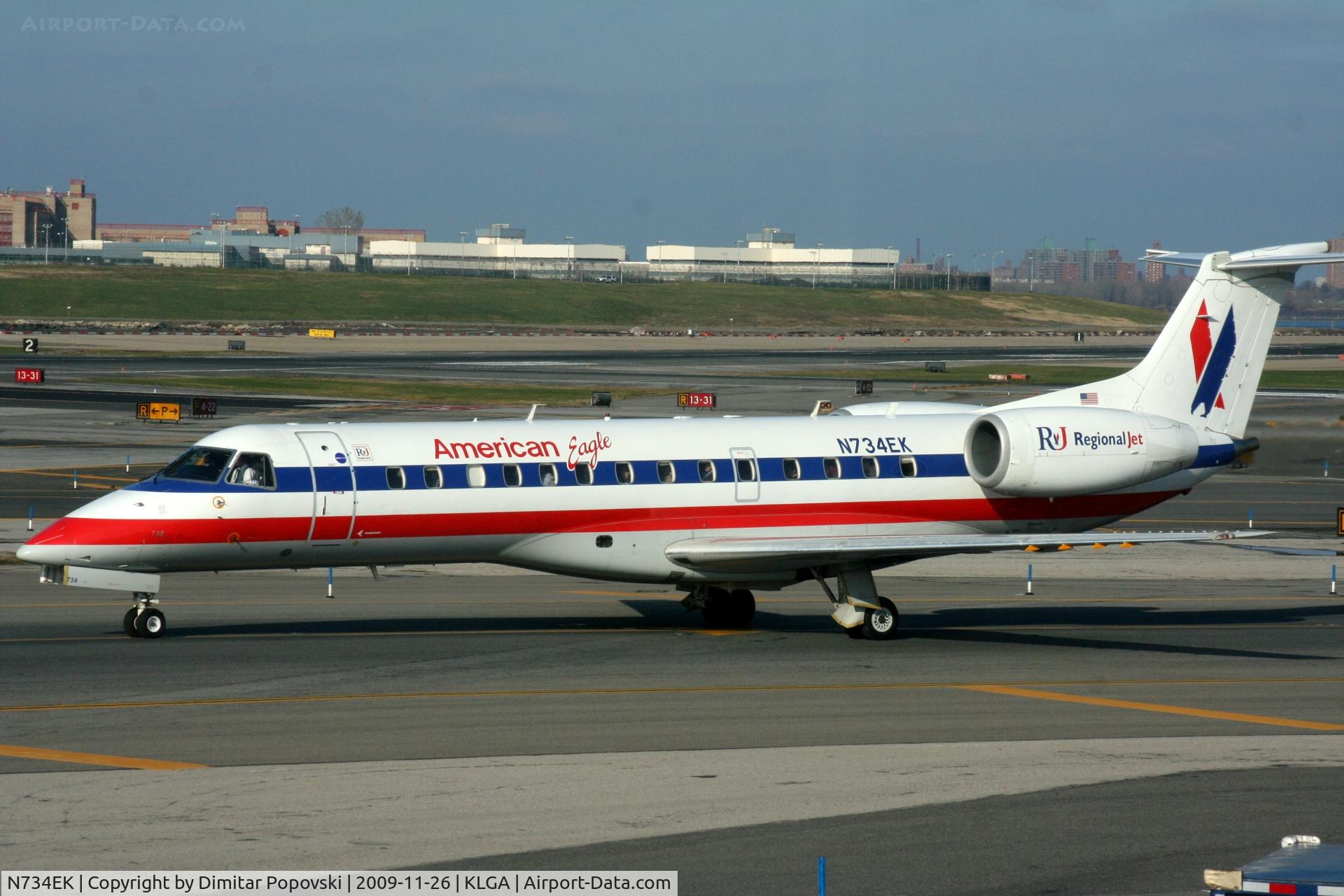N734EK, 2001 Embraer ERJ-135LR (EMB-135LR) C/N 145371, ERJ135