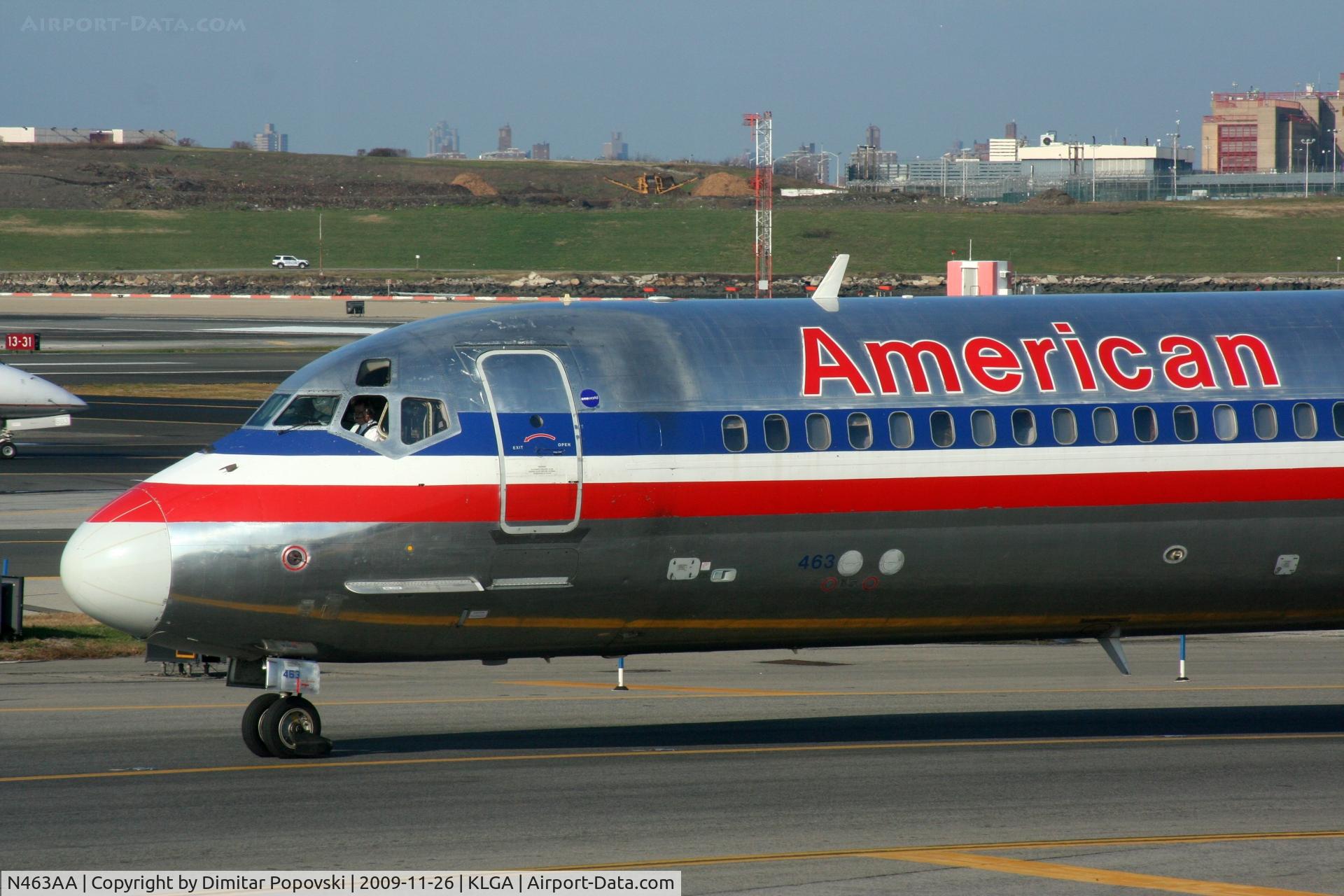 N463AA, 1988 McDonnell Douglas MD-82 (DC-9-82) C/N 49593, I love the bare metal.