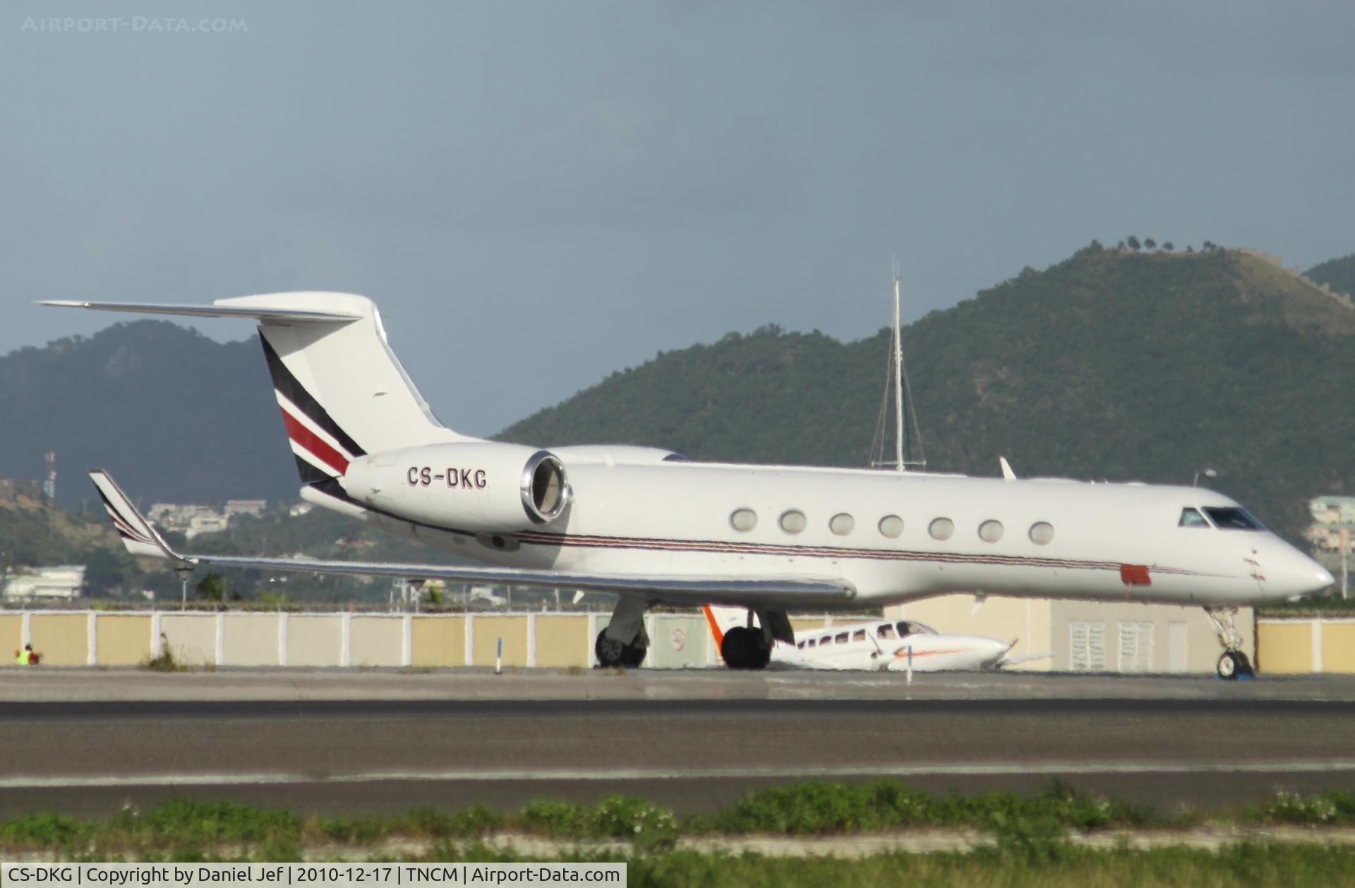 CS-DKG, 2007 Gulfstream Aerospace GV-SP (G550) C/N 5127, CS-DKG park at THE charlie ramp at TNCM