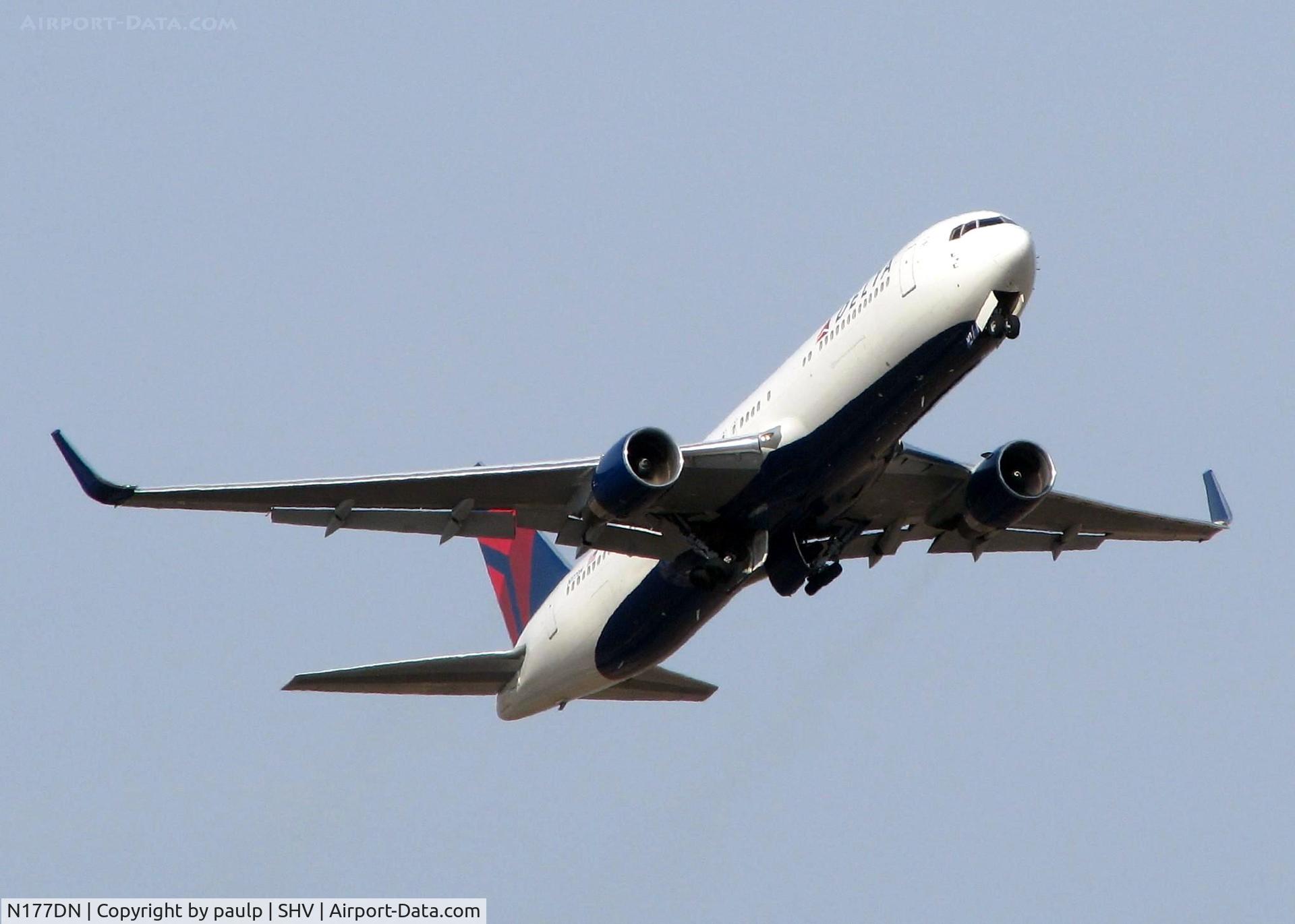 N177DN, 1991 Boeing 767-332 C/N 25122, Delta charter departing Rwy 14 after dropping of the Georgia Tech Football team for the 2010 Independence Bowl to play Air Force.