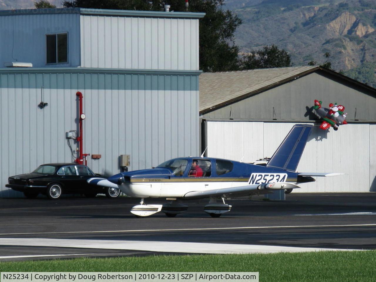 N25234, Socata TB-10 Tobago C/N 978, 1990 SOCATA TB10 TOBAGO, Lycoming O&VO-360 180 Hp, fixed gear, CS prop, holding short Rwy 04