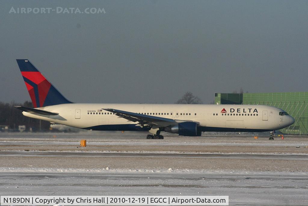 N189DN, 1996 Boeing 767-332 C/N 25990, Delta B767 departing from RW05L