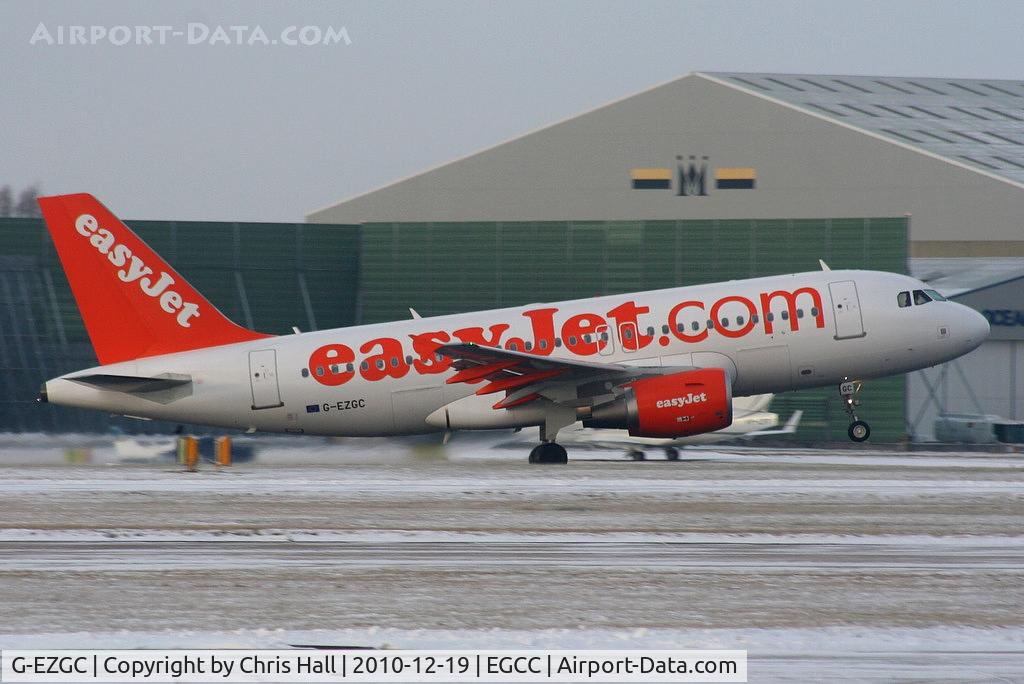 G-EZGC, 2010 Airbus A319-111 C/N 4444, easyJet A319 departing from RW05L