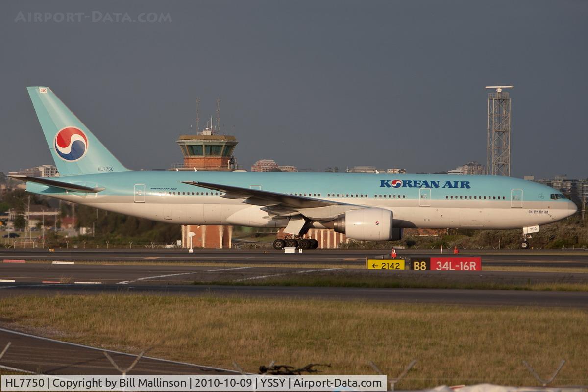 HL7750, 2007 Boeing 777-2B5/ER C/N 34209, MORNING ARRIVAL
