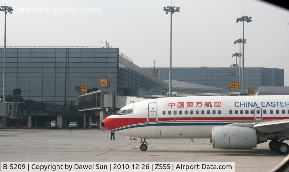 B-5209, 2006 Boeing 737-79P C/N 33042, B-5209