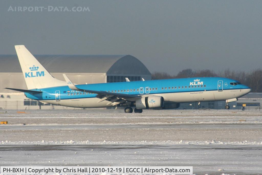 PH-BXH, 2000 Boeing 737-8K2 C/N 29597, KLM B737 landing on RW05L