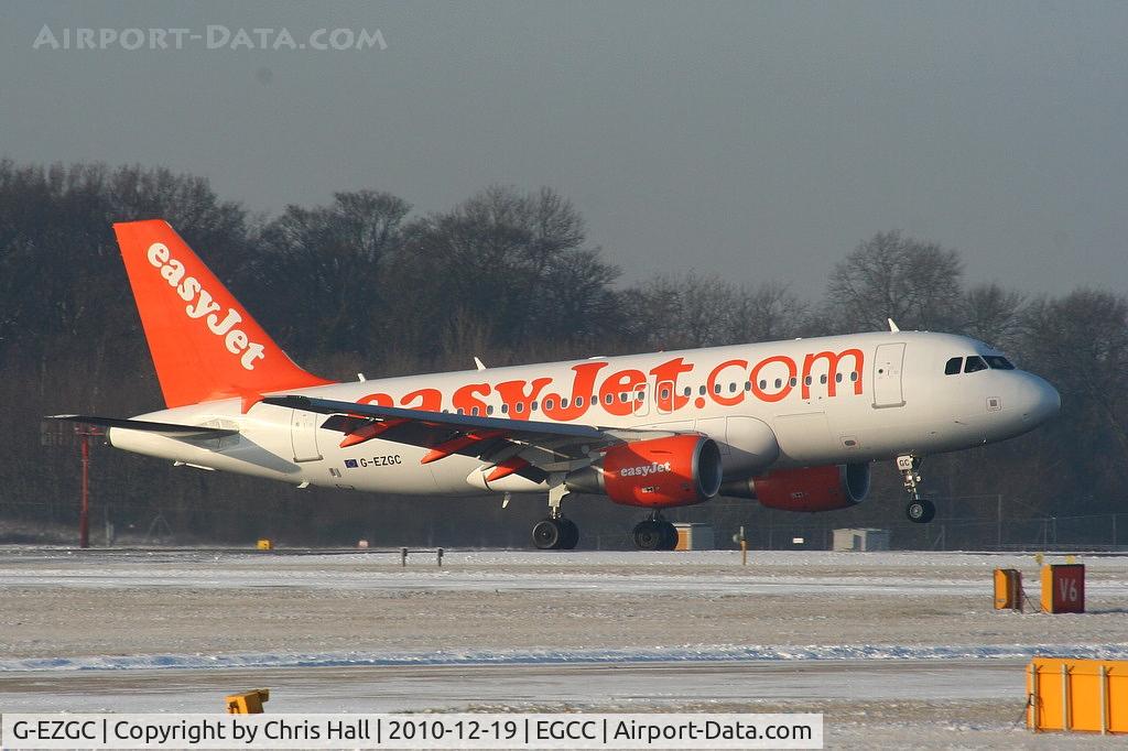 G-EZGC, 2010 Airbus A319-111 C/N 4444, easyJet A319 landing on RW05L