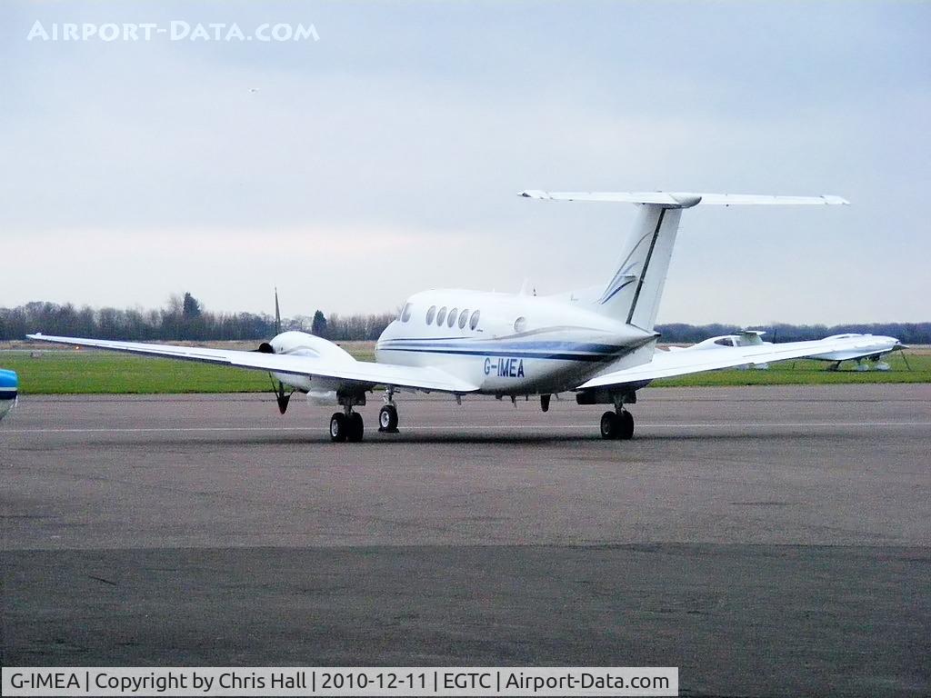 G-IMEA, 1977 Beech 200 Super King Air C/N BB-302, visitor from Sywell
