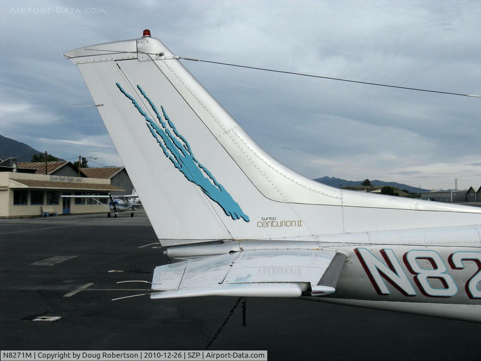 N8271M, Cessna T210M Turbo Centurion C/N 21062041, 1977 Cessna T210M TURBO CENTURION II, Continental TSIO-520-R 310 Hp, tail