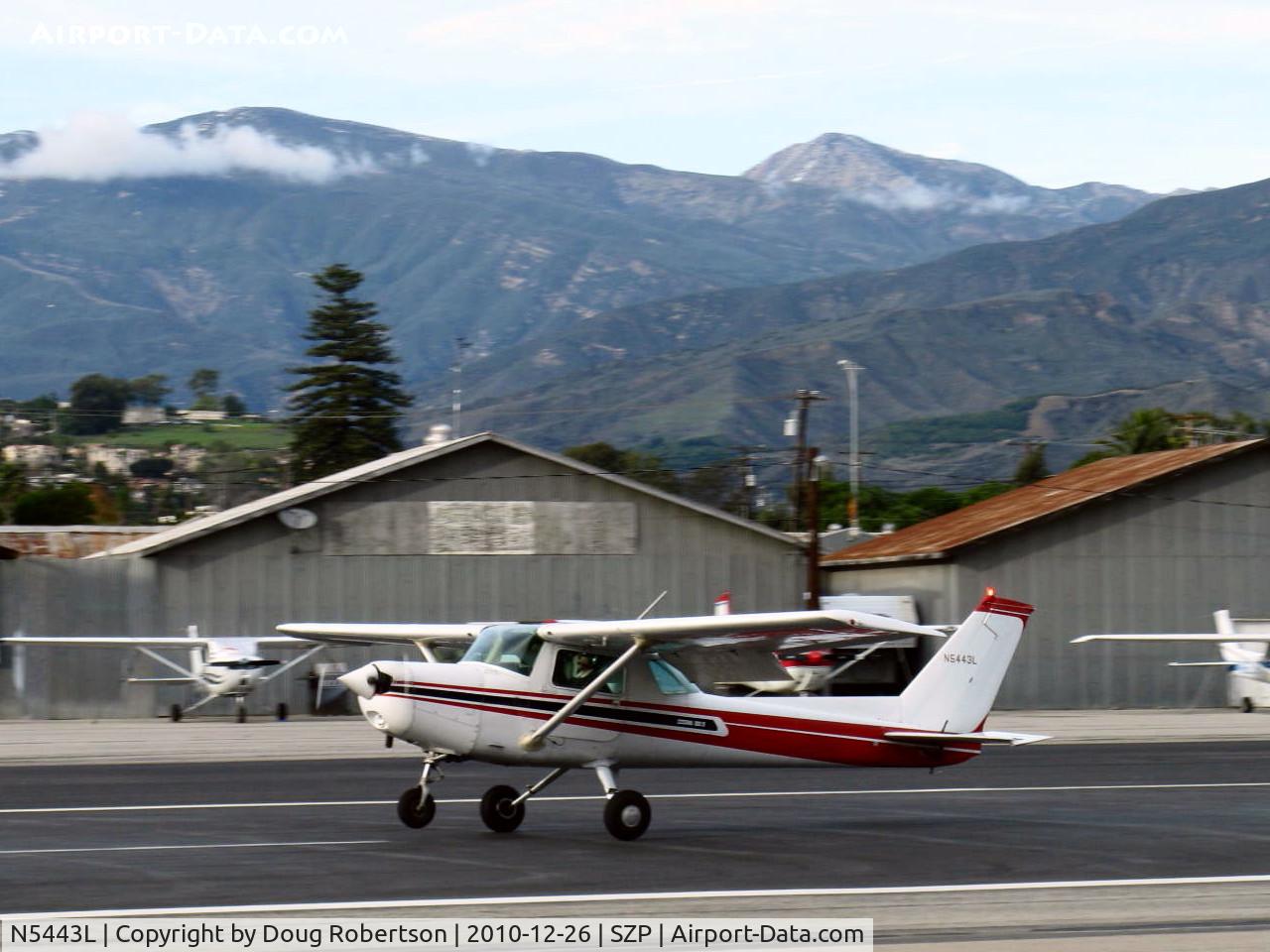 N5443L, 1980 Cessna 152 C/N 15284315, 1980 Cessna 152 II, Lycoming O-235 110 hp, landing roll Rwy 22