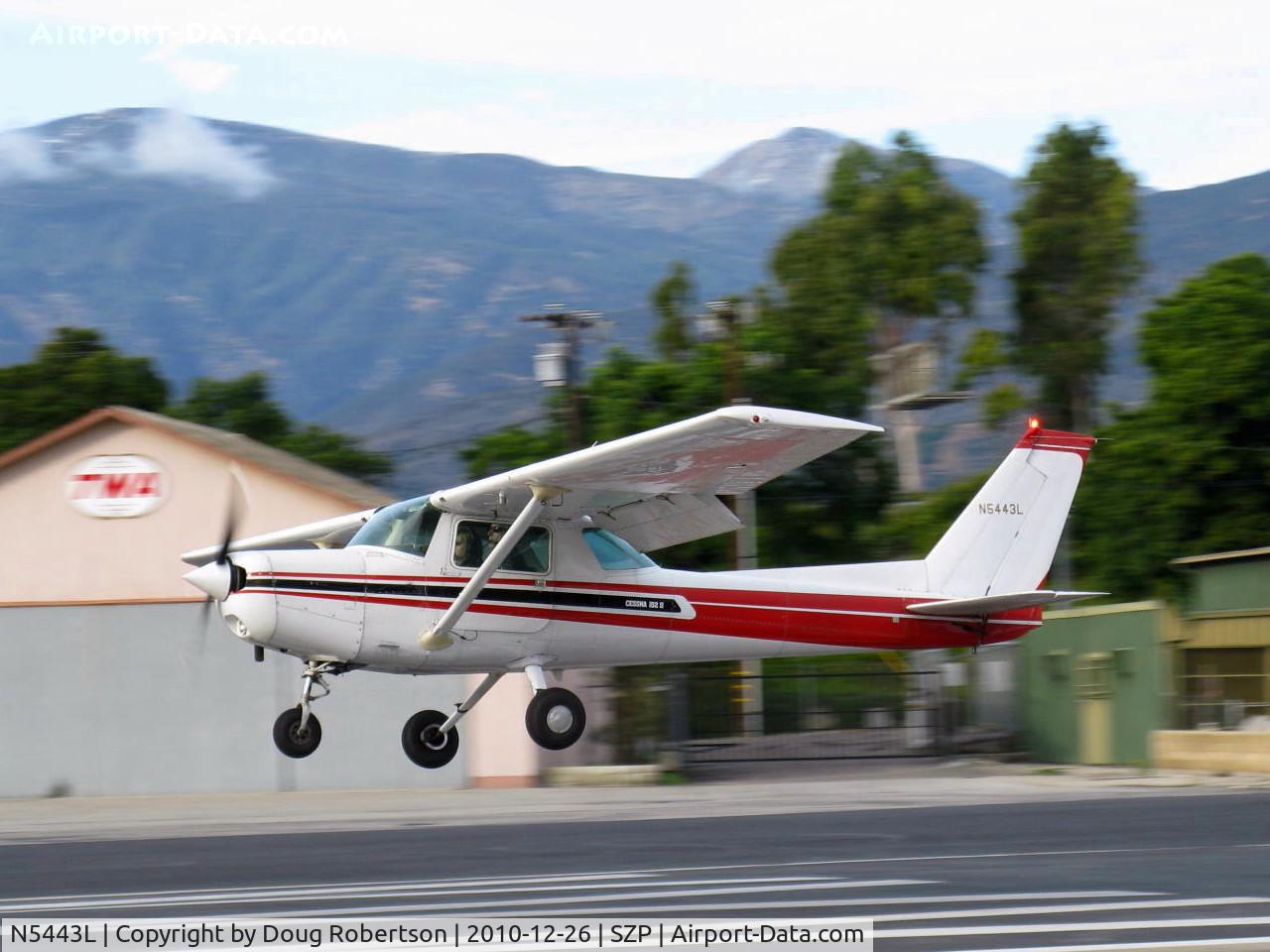 N5443L, 1980 Cessna 152 C/N 15284315, 1980 Cessna 152 II, Lycoming O-235 110 Hp, another landing Rwy 22