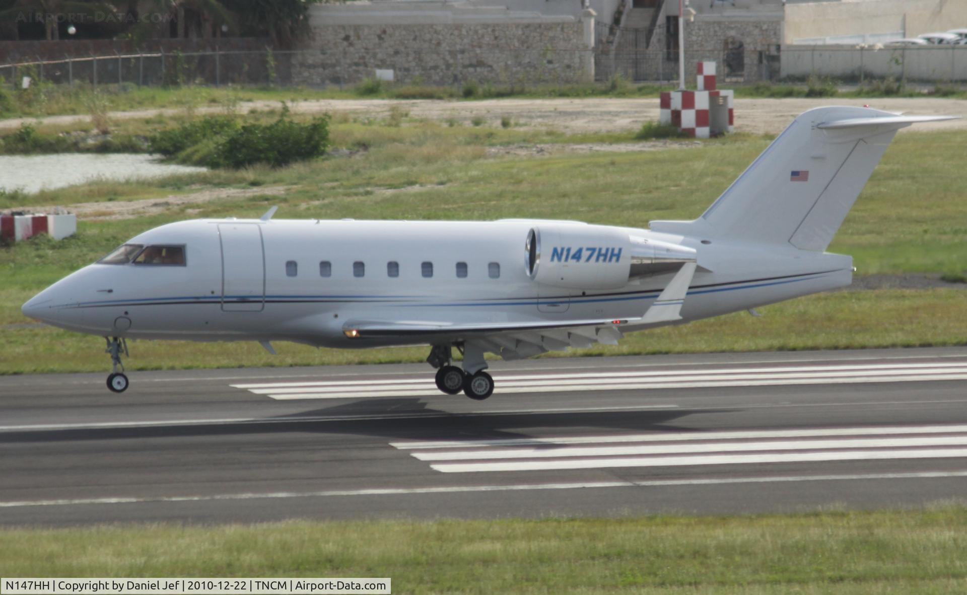 N147HH, 1997 Canadair Challenger 601-3A (CL-600-2B16) C/N 5123, N147HH landing at TNCM
