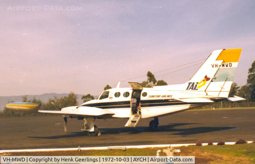 VH-MWD, Cessna 402 C/N Not found VH-MWD, Chimbu Airstrip , Papua New Guinea, Oct 1972

Photo scanned from original
