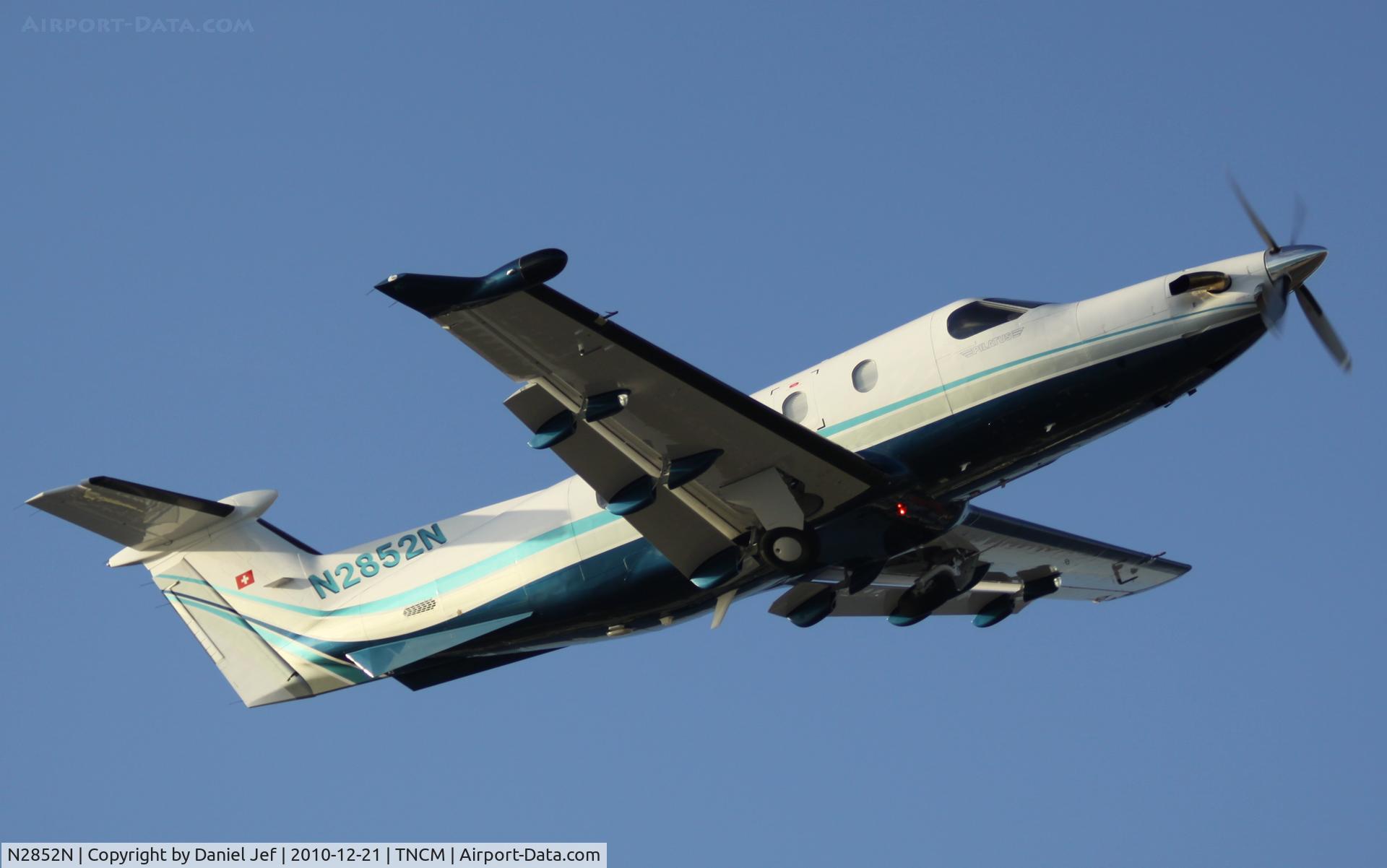 N2852N, 2008 Pilatus PC-12/47E C/N 1075, N2852N departing TNCM