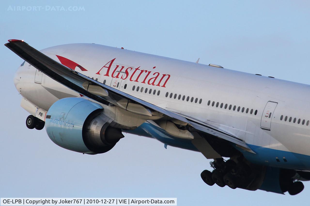OE-LPB, 1998 Boeing 777-2Z9/ER C/N 28699, Austrian Airlines