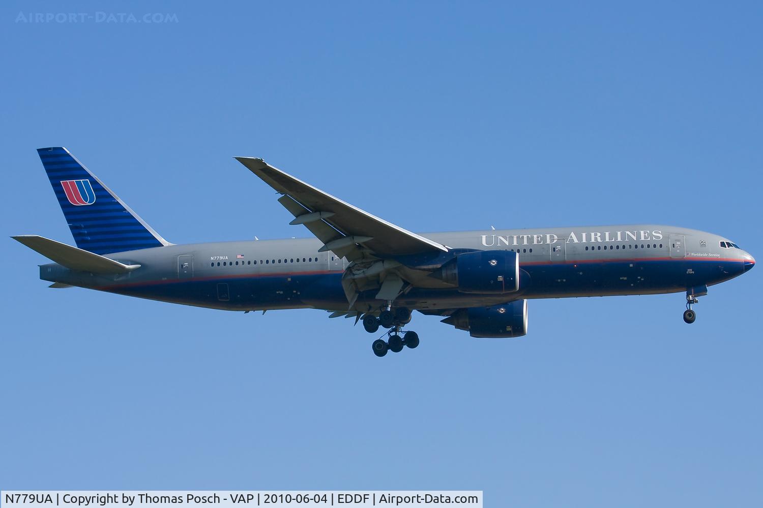 N779UA, 1996 Boeing 777-222 C/N 26941, United Airlines