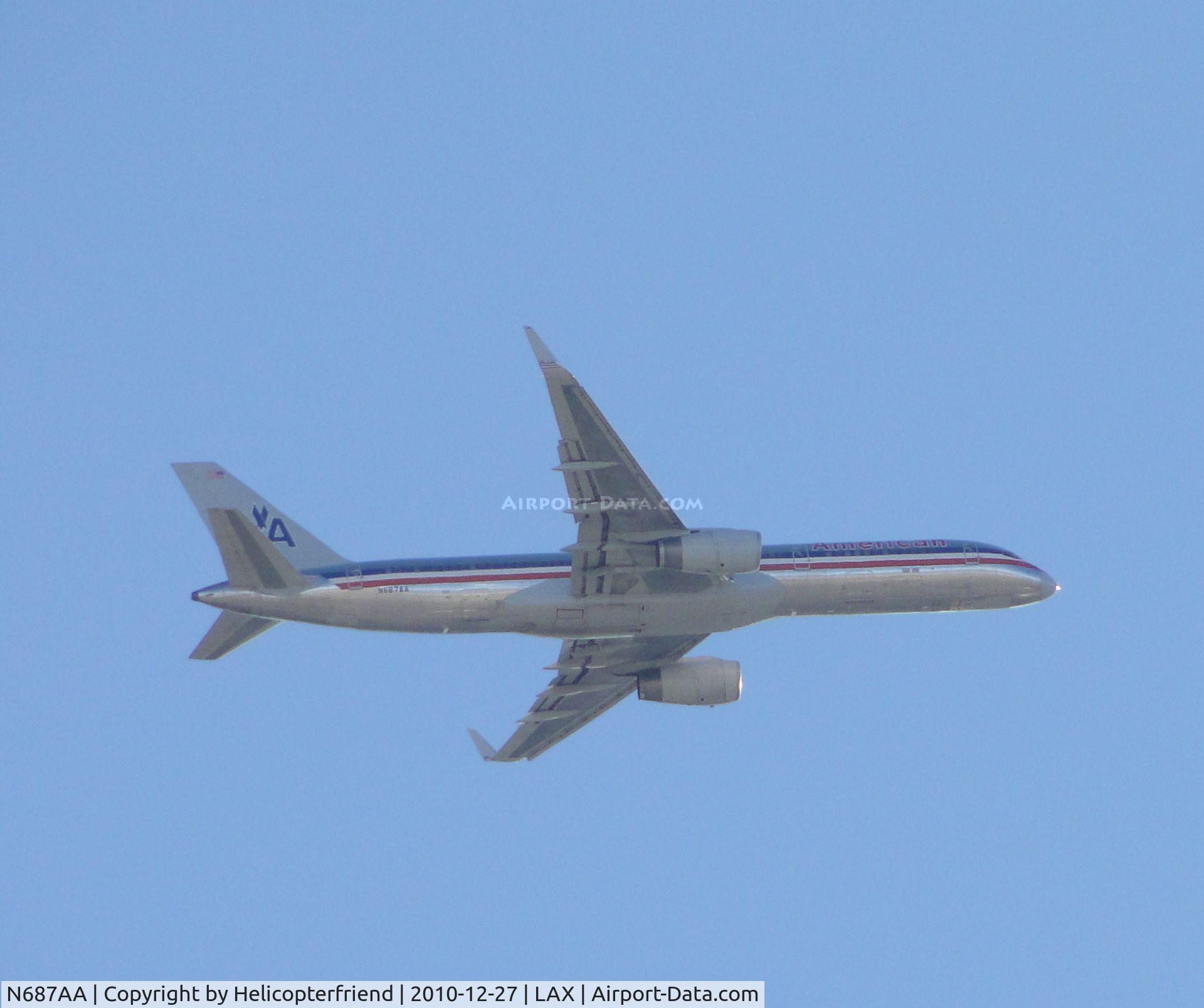 N687AA, 1993 Boeing 757-223 C/N 25695, On final to runway 15