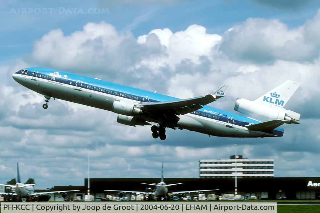 PH-KCC, 1994 McDonnell Douglas MD-11 C/N 48557, take off from Amsterdam