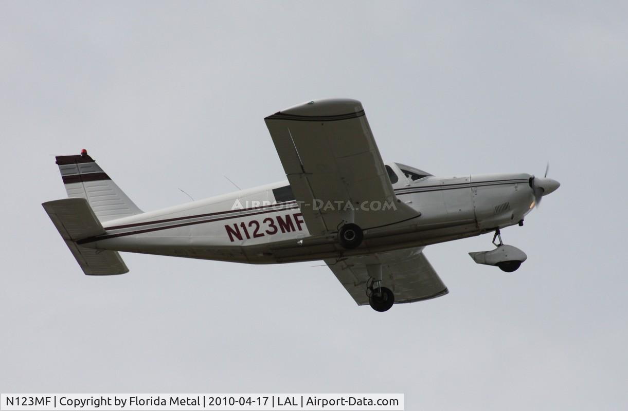 N123MF, 1968 Piper PA-32-260 Cherokee Six C/N 32-1069, PA-32-260