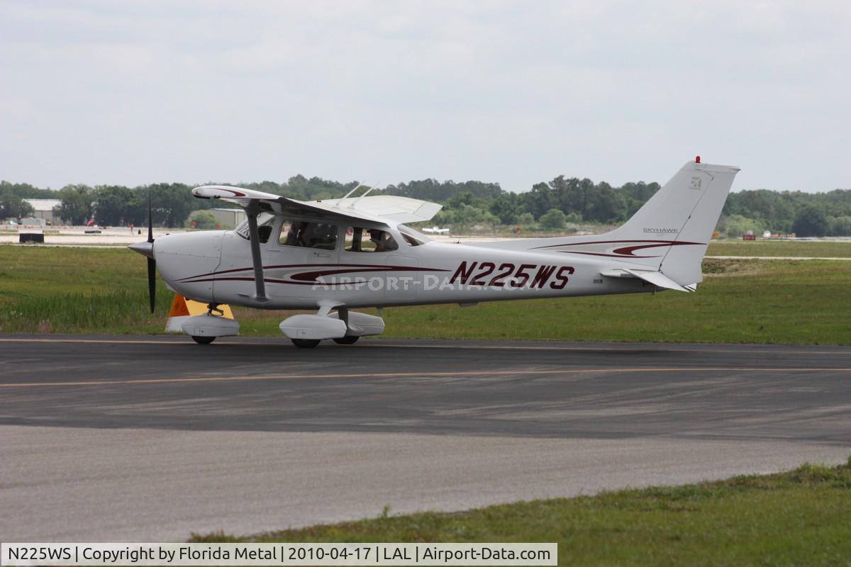 N225WS, 2005 Cessna 172S C/N 172S9800, C172S