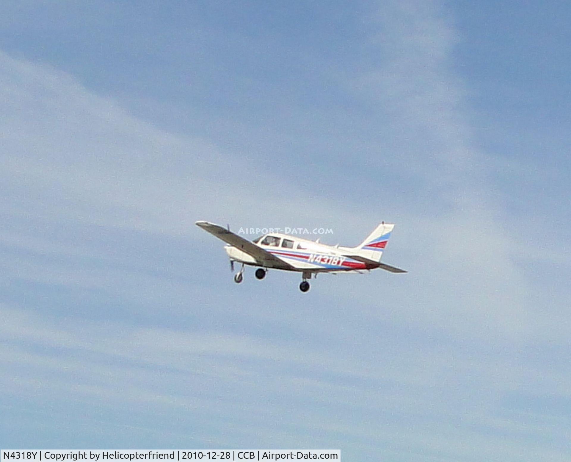 N4318Y, 1983 Piper PA-28-161 Warrior II C/N 28-8416006, Headed westbound after take off