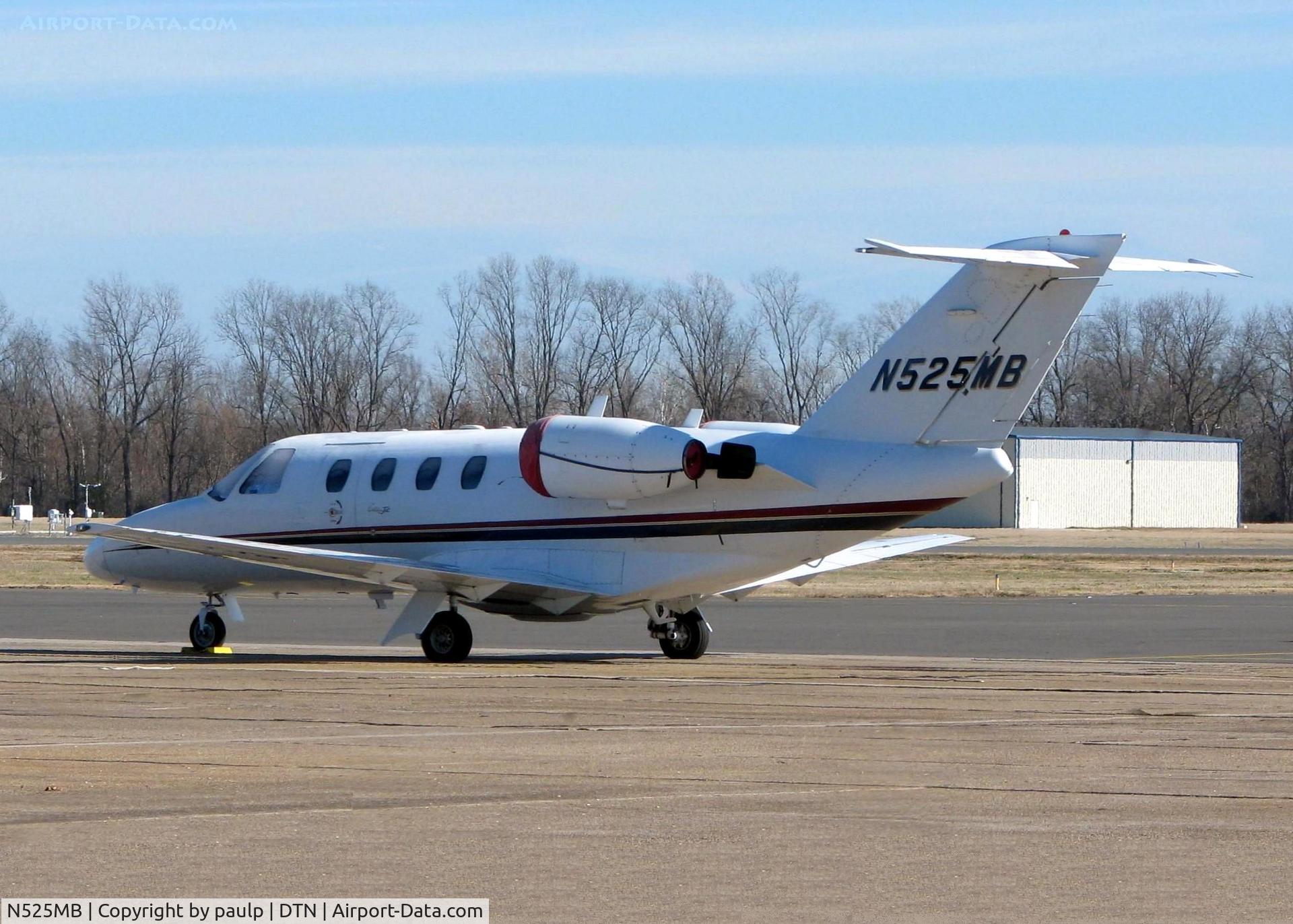 N525MB, 1993 Cessna 525 C/N 525-0036, At Downtown Shreveport.
