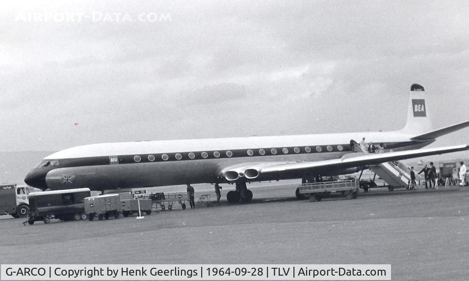 G-ARCO, De Havilland DH.106 Comet 4B C/N 6449, Tel Aviv Lod Airport, 

Scan from photo