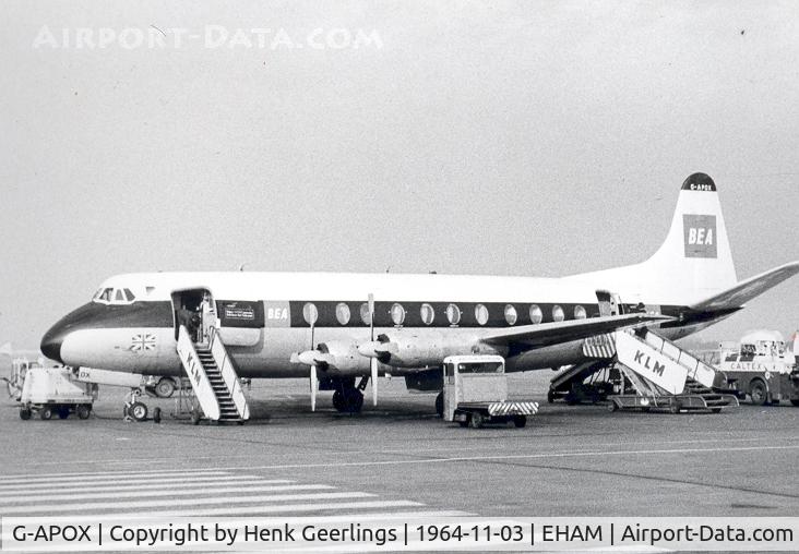G-APOX, 1959 Vickers Viscount 806 C/N 418, Schiphol , 03 Nov 1964

Scan from photo