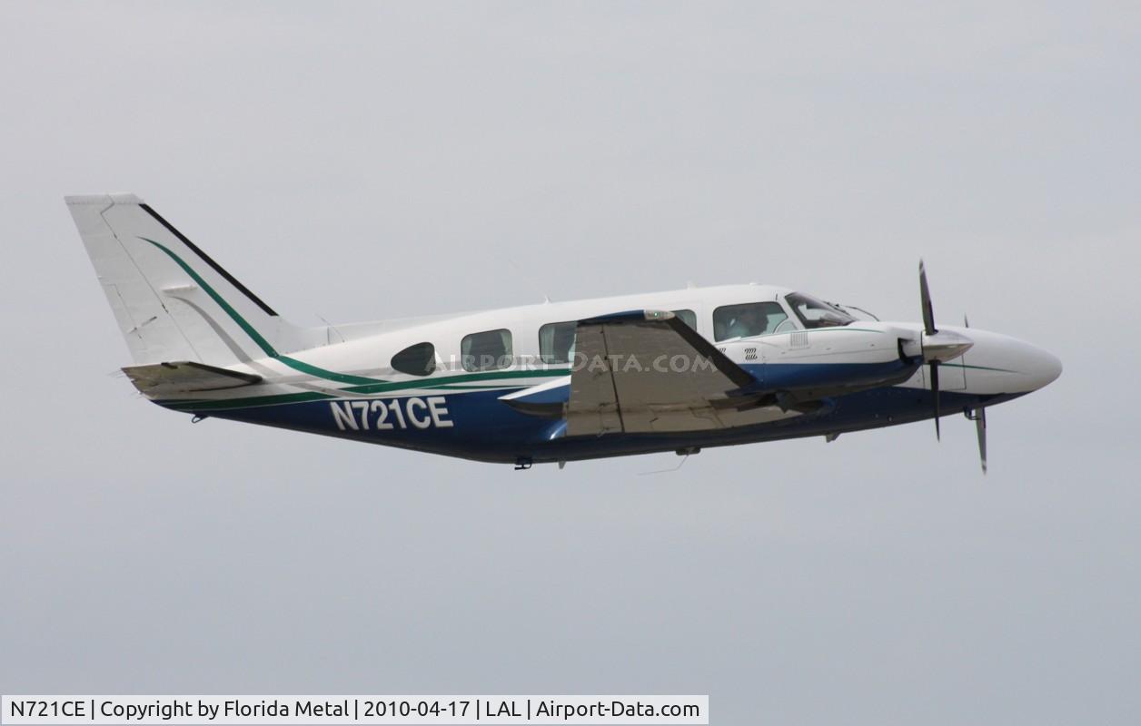 N721CE, 1980 Piper PA-31-325 Navajo C/R C/N 31-8112002, PA-31-325