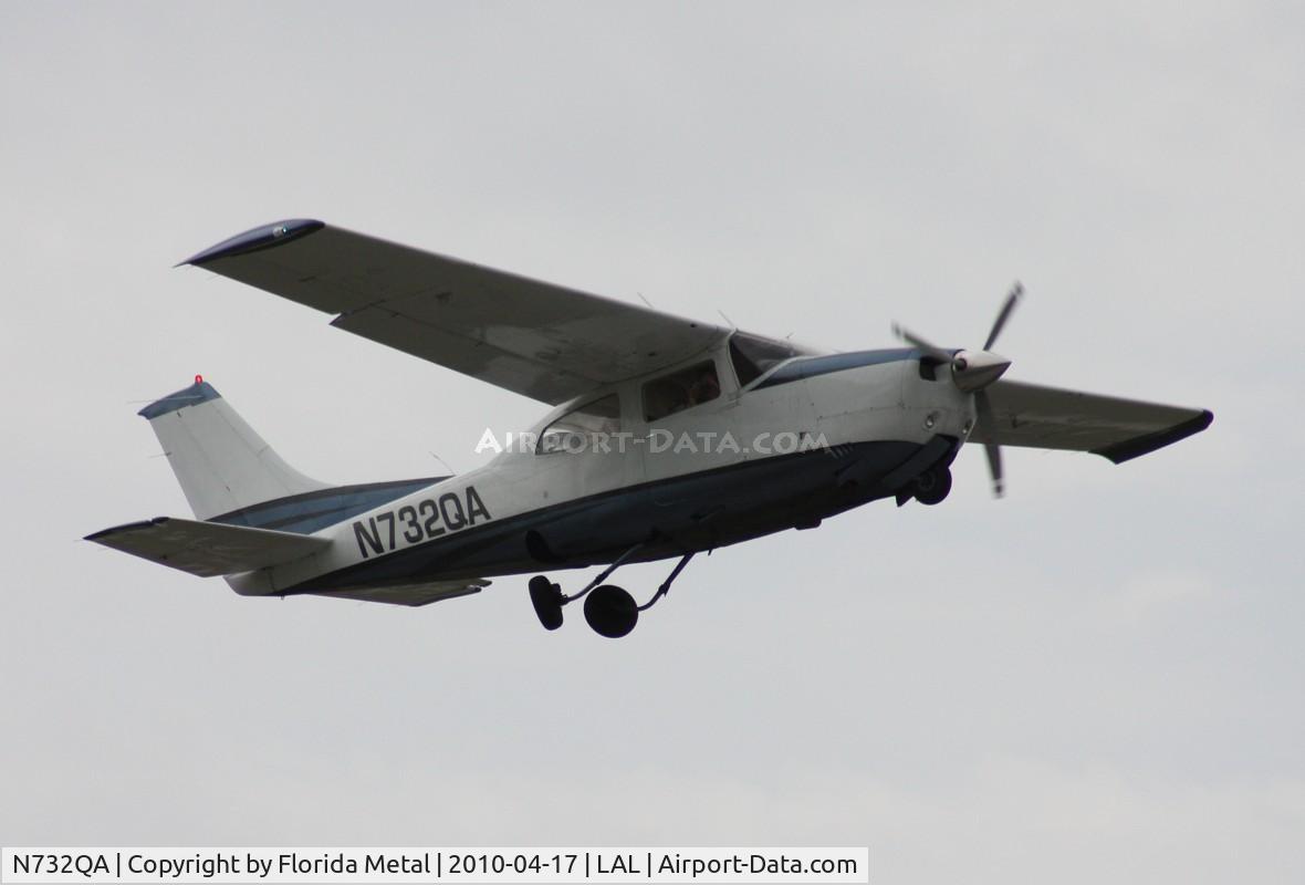 N732QA, 1976 Cessna 210M Centurion C/N 21061679, C210M