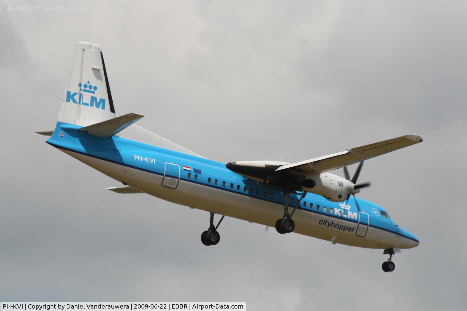 PH-KVI, 1991 Fokker 50 C/N 20218, Flight KL1725 is descending to RWY 02