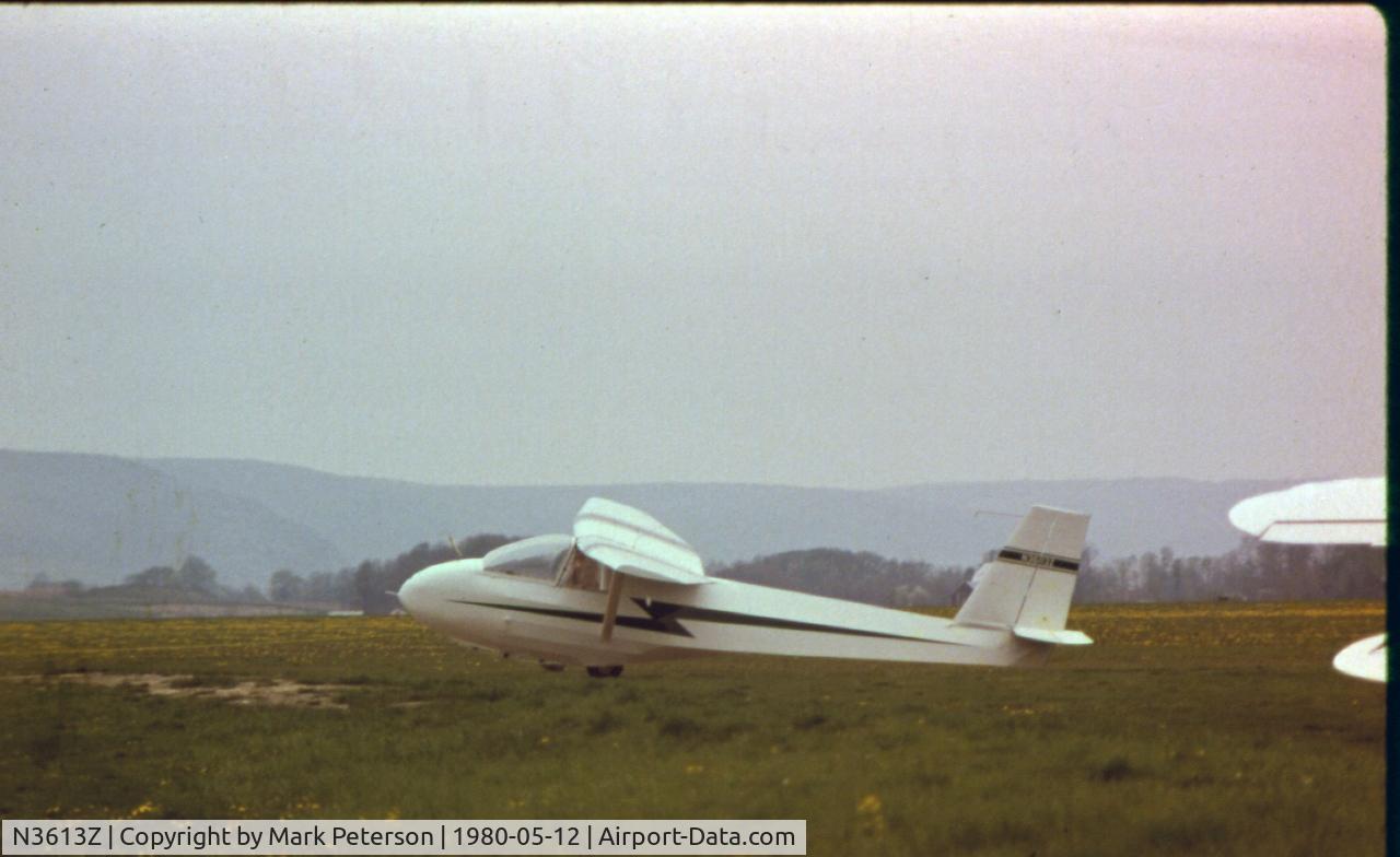 N3613Z, Schweizer SGS 2-33A C/N 562, At the Schweizer factory in Elmira with Bernie Carris flight over Harris Hill, May 12th 1980