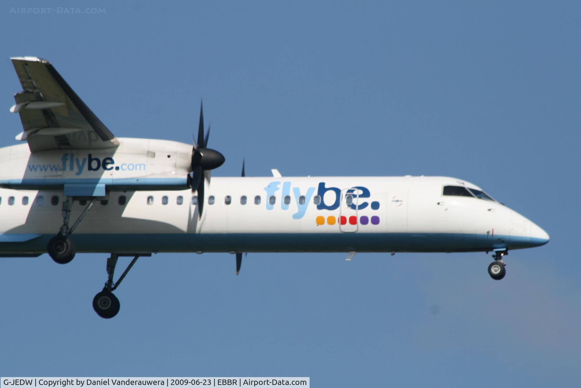 G-JEDW, 2004 De Havilland Canada DHC-8-402Q Dash 8 C/N 4093, Arrival of flight BE1841 to RWY 02