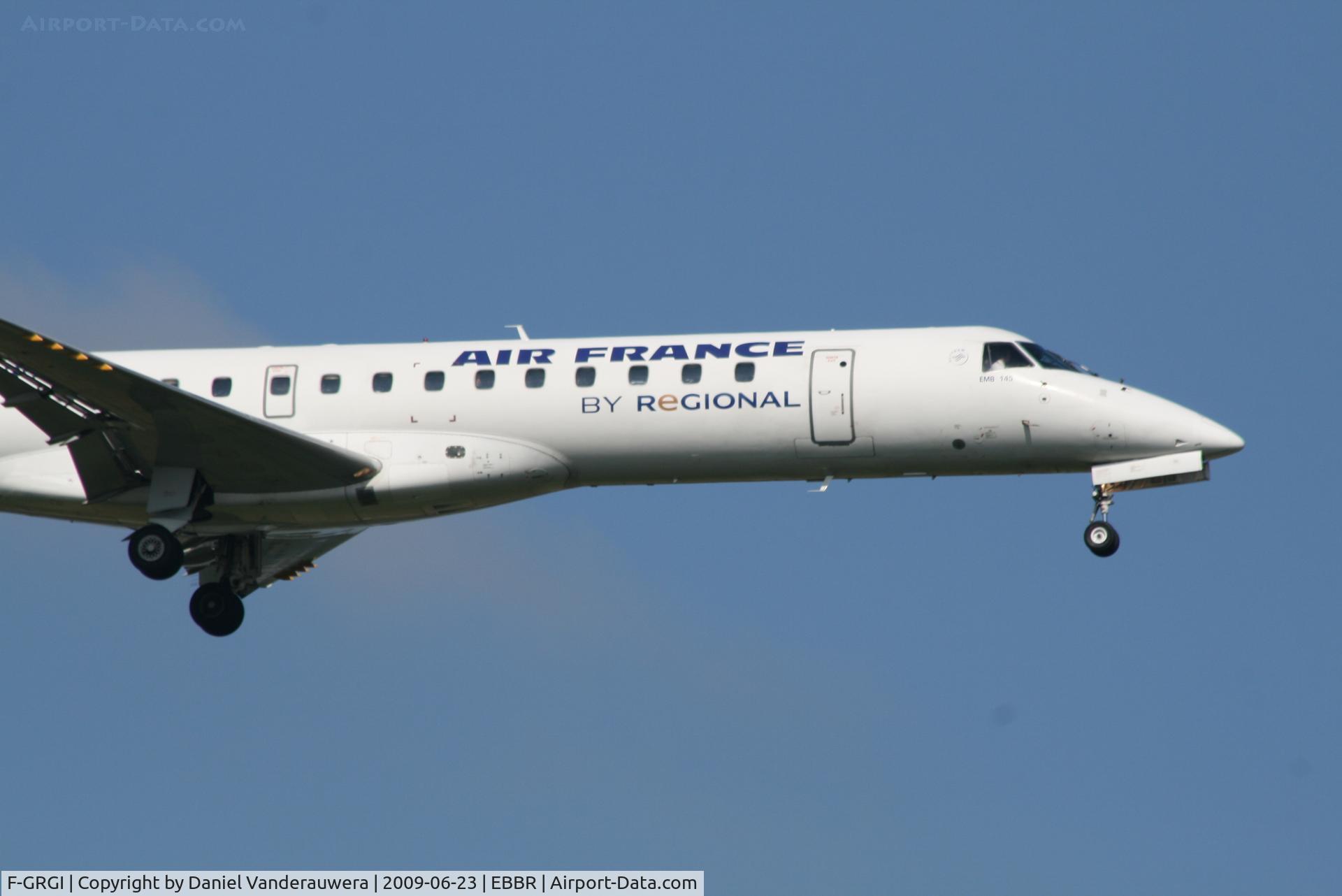 F-GRGI, 1999 Embraer EMB-145EU (ERJ-145EU) C/N 145152, Arrival of flight AF5402 to RWY 02