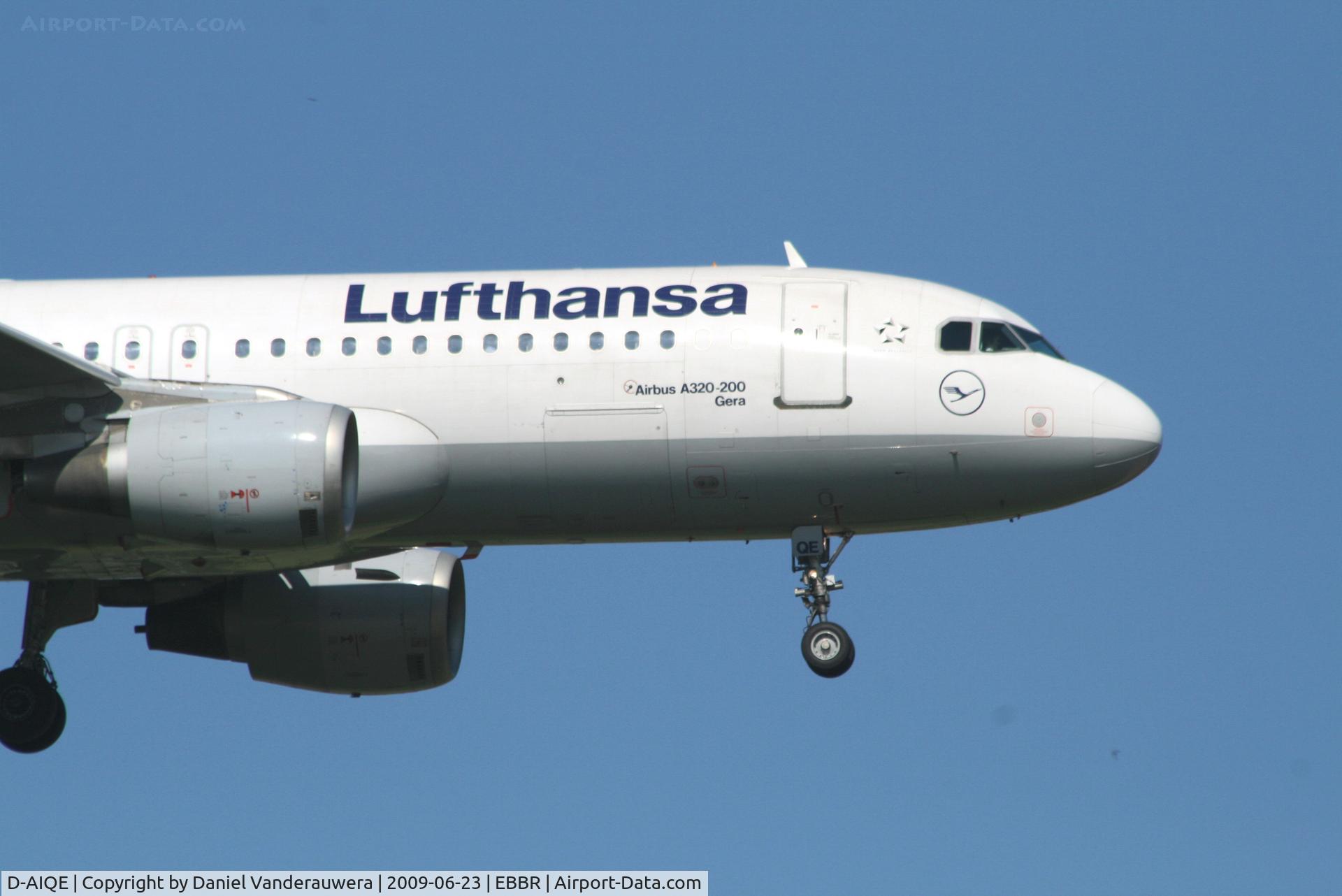 D-AIQE, 1991 Airbus A320-211 C/N 0209, Arrival of flight LH4572 TO rwy 02