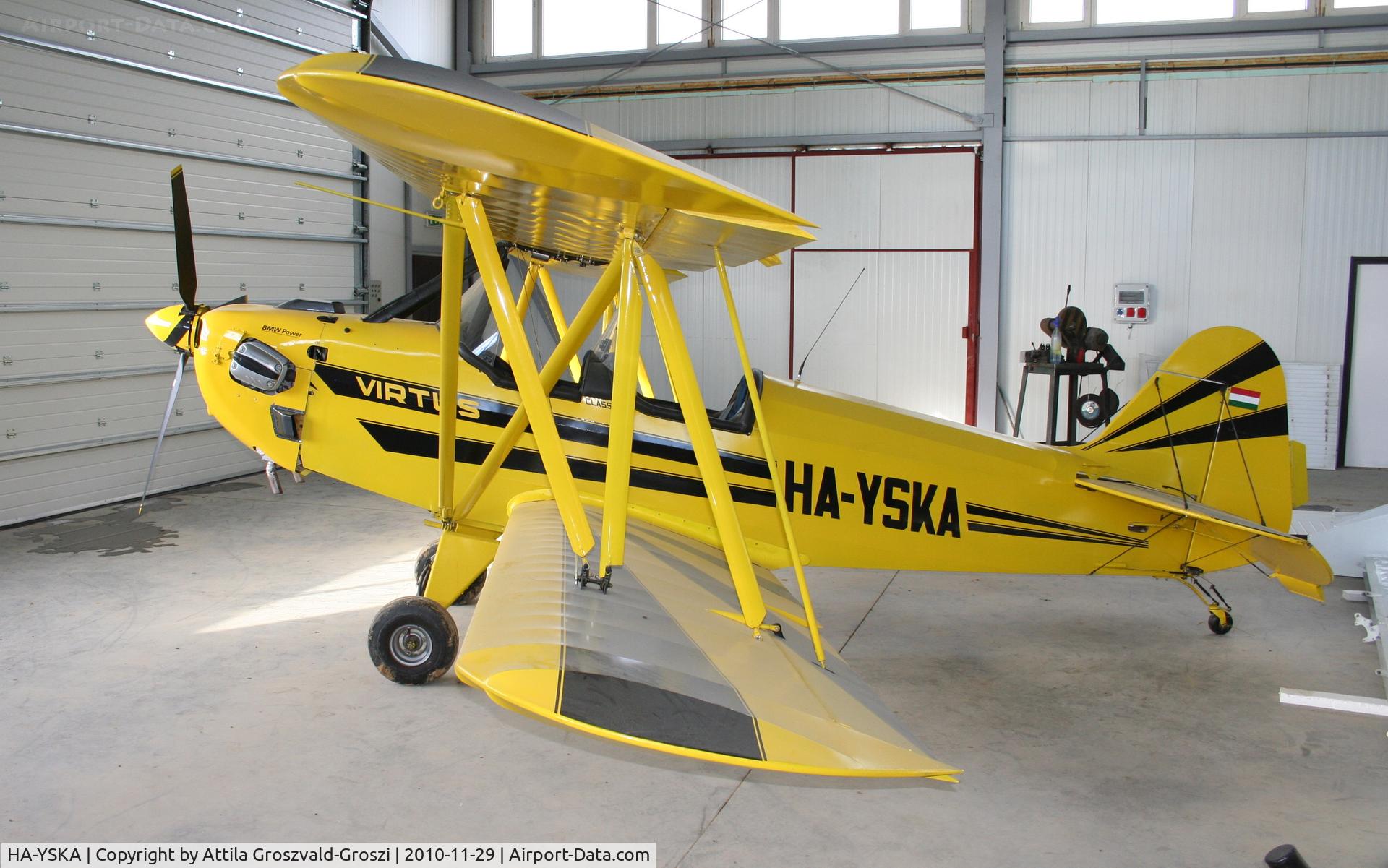 HA-YSKA, 2001 Fisher Classic C/N H001, Kadarkut Airfield, hangar