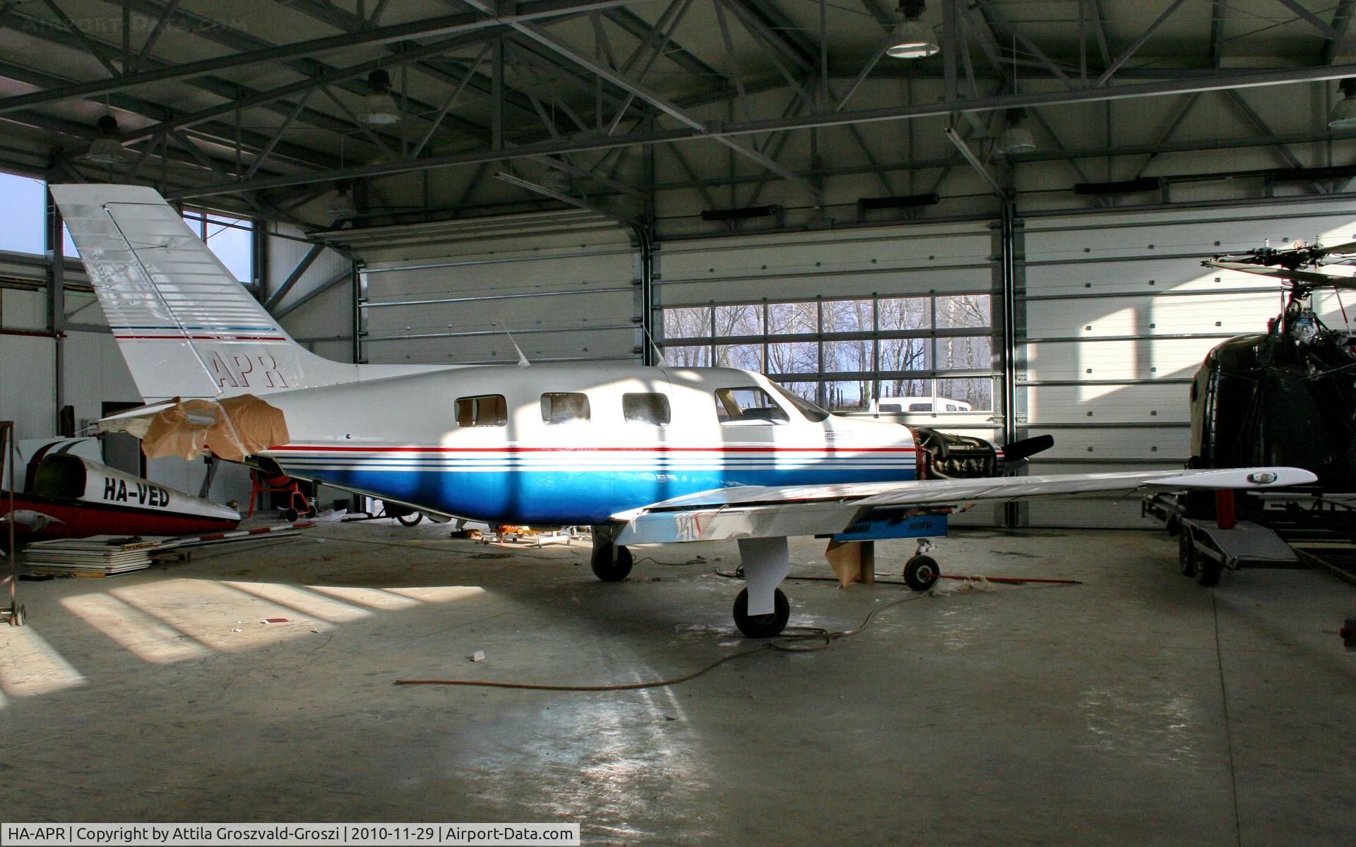 HA-APR, 1984 Piper PA-46-310P Malibu C/N 46-8408030, Kadarkut Airfield, hangar - During a renovation.