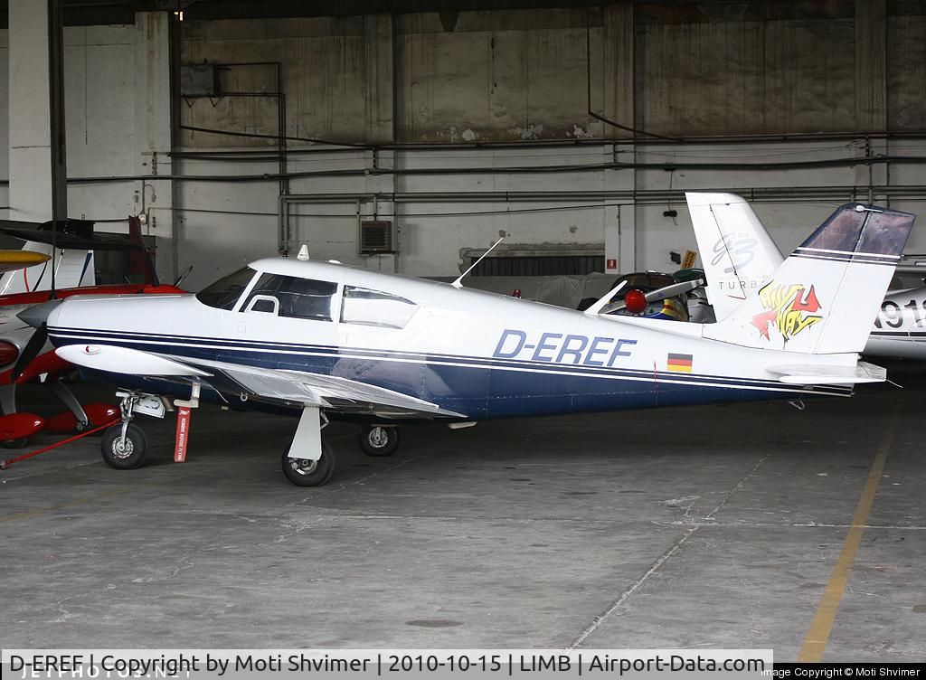 D-EREF, 1959 Piper PA-24-250 Comanche C/N 24-1278, hangar