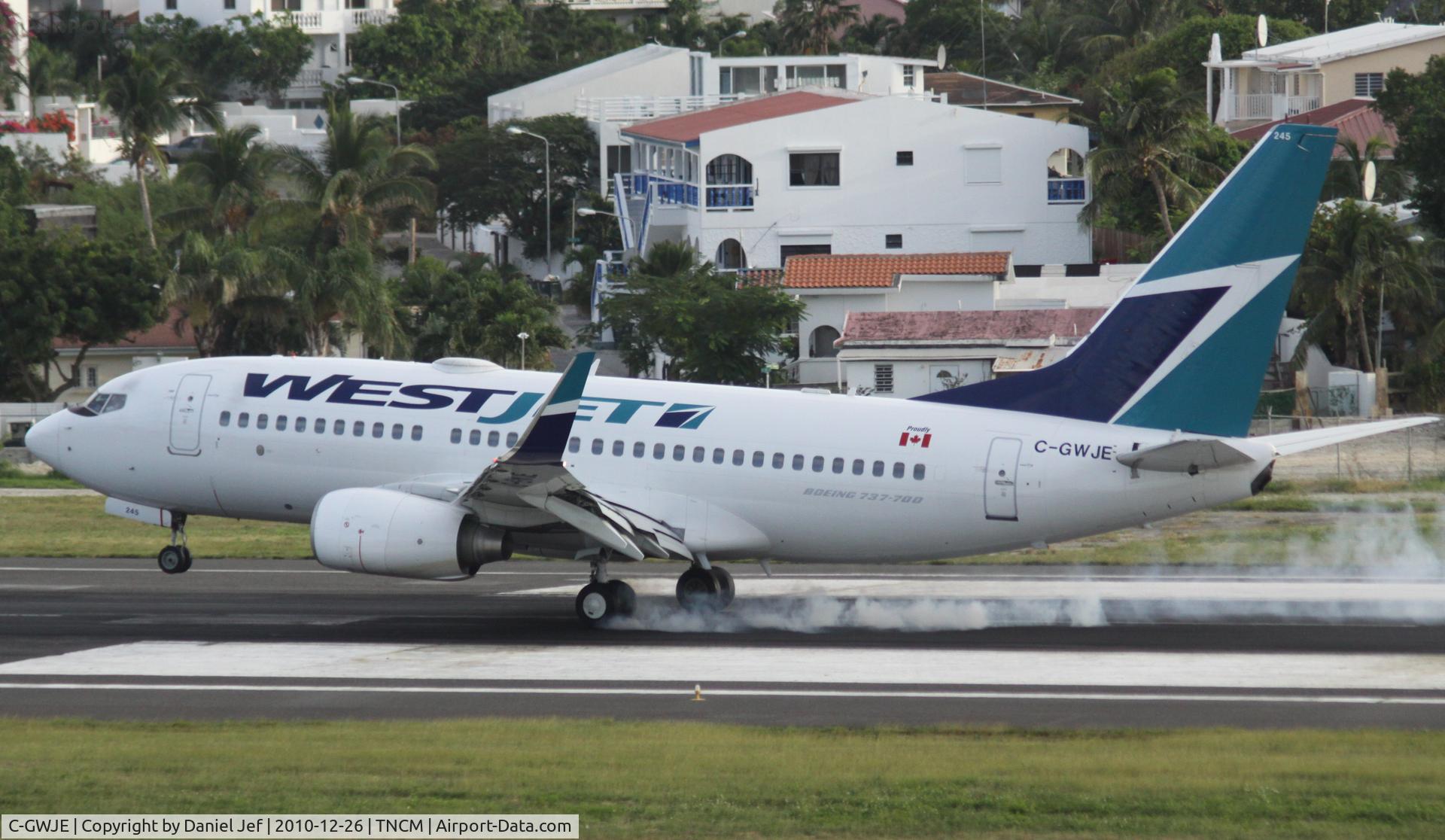 C-GWJE, 2007 Boeing 737-7CT C/N 35078, Canjet landing at TNCM